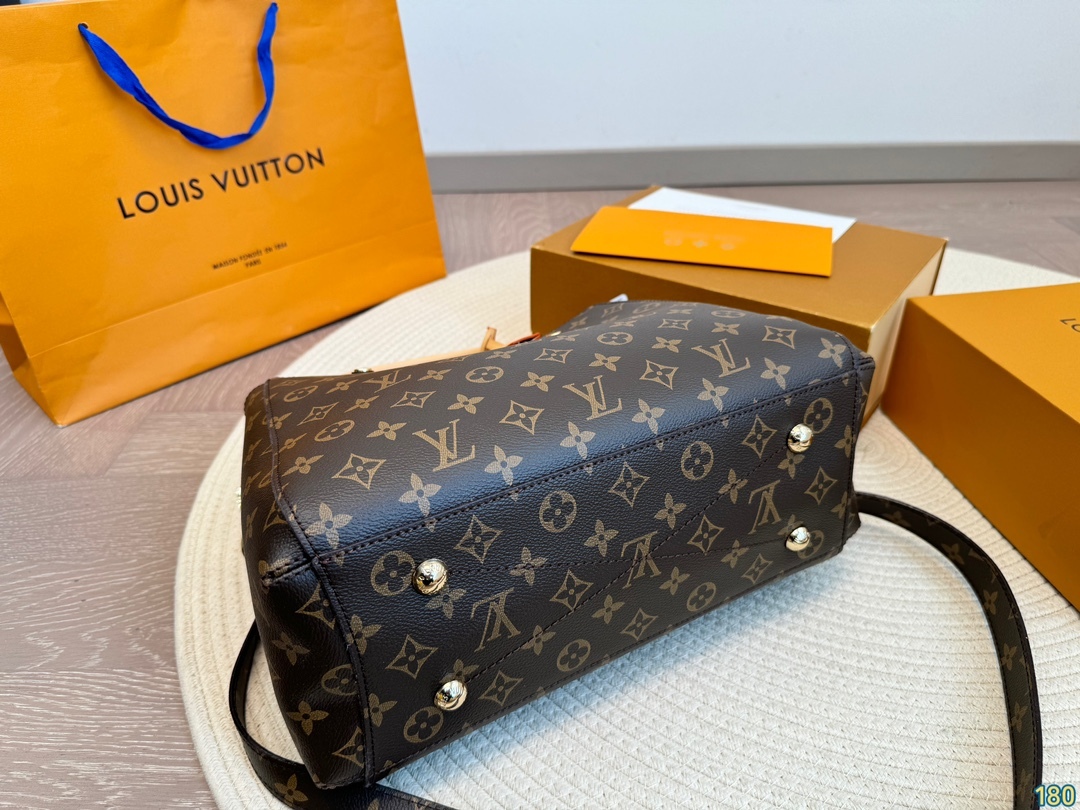 louis-new-arrival-montaigne-bag-2365