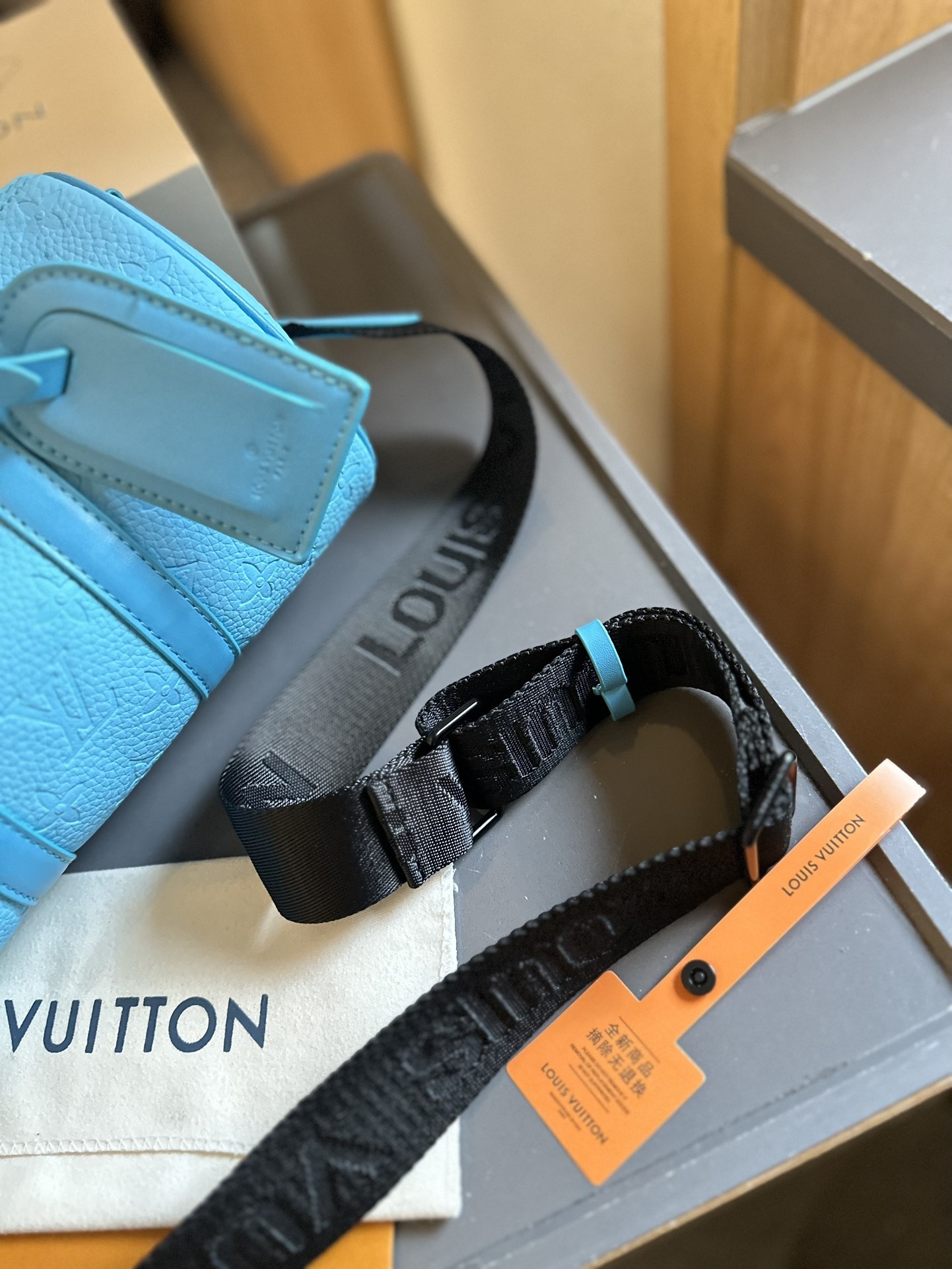 Louis new arrival keepall bag size:25 *12 cm