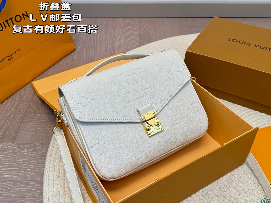 louis-2024-new-arrival-pochette-bag-size-24-18-cm-859