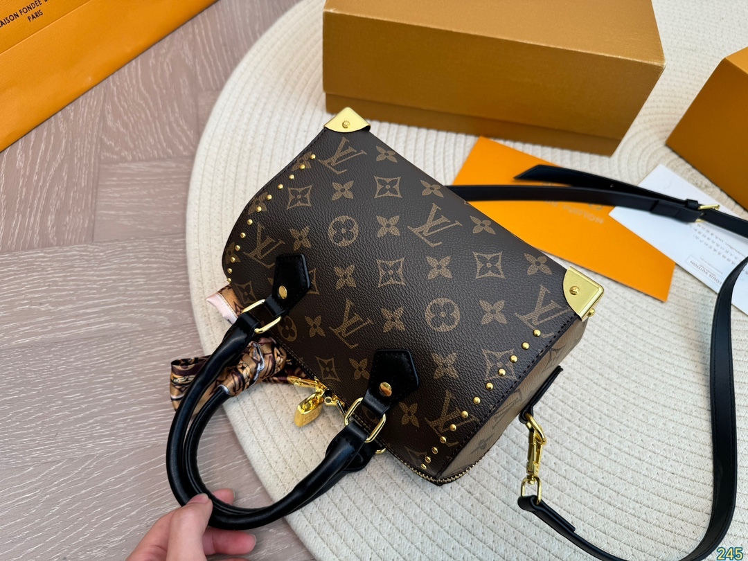 louis-2024-new-arrival-travel-bag-3366