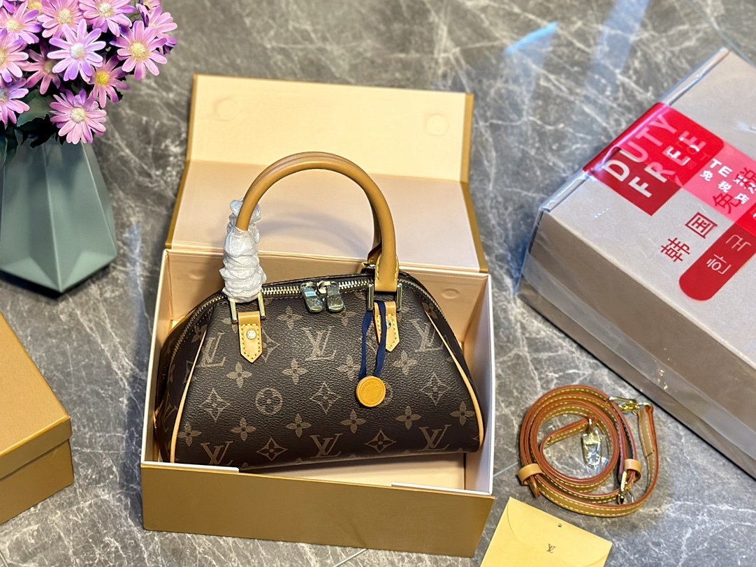 louis-new-arrival-size-23-13-cm-4331