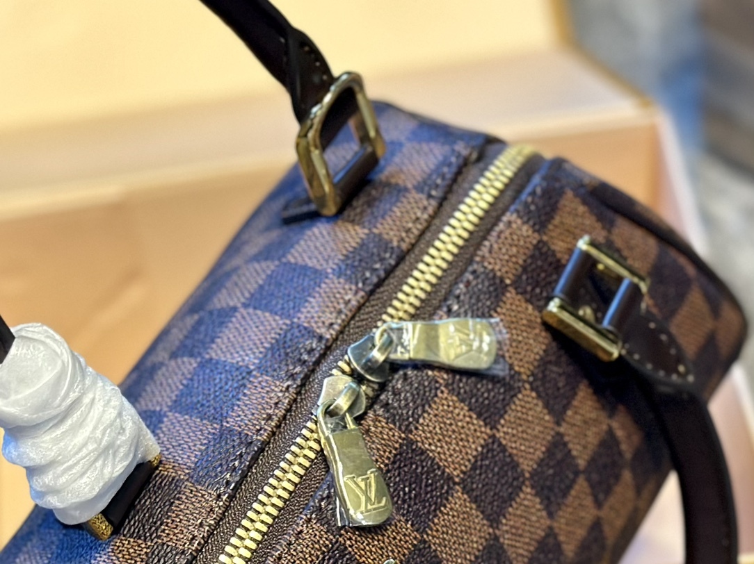 louis-new-arrival-size-23-13-cm-4331