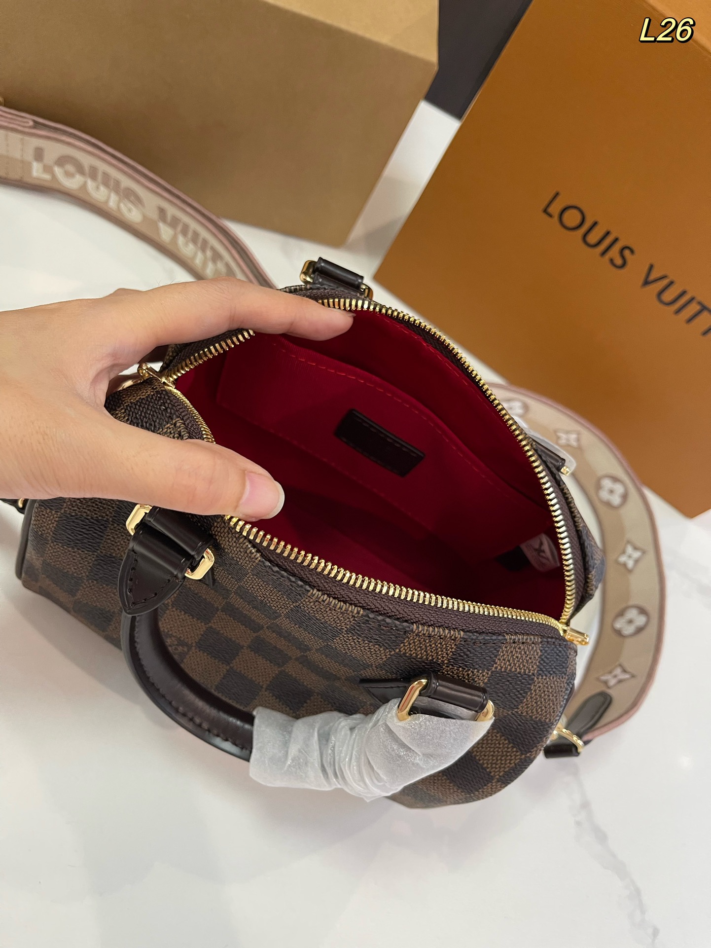 Louis new arrival speedy bag size: 20*14cm