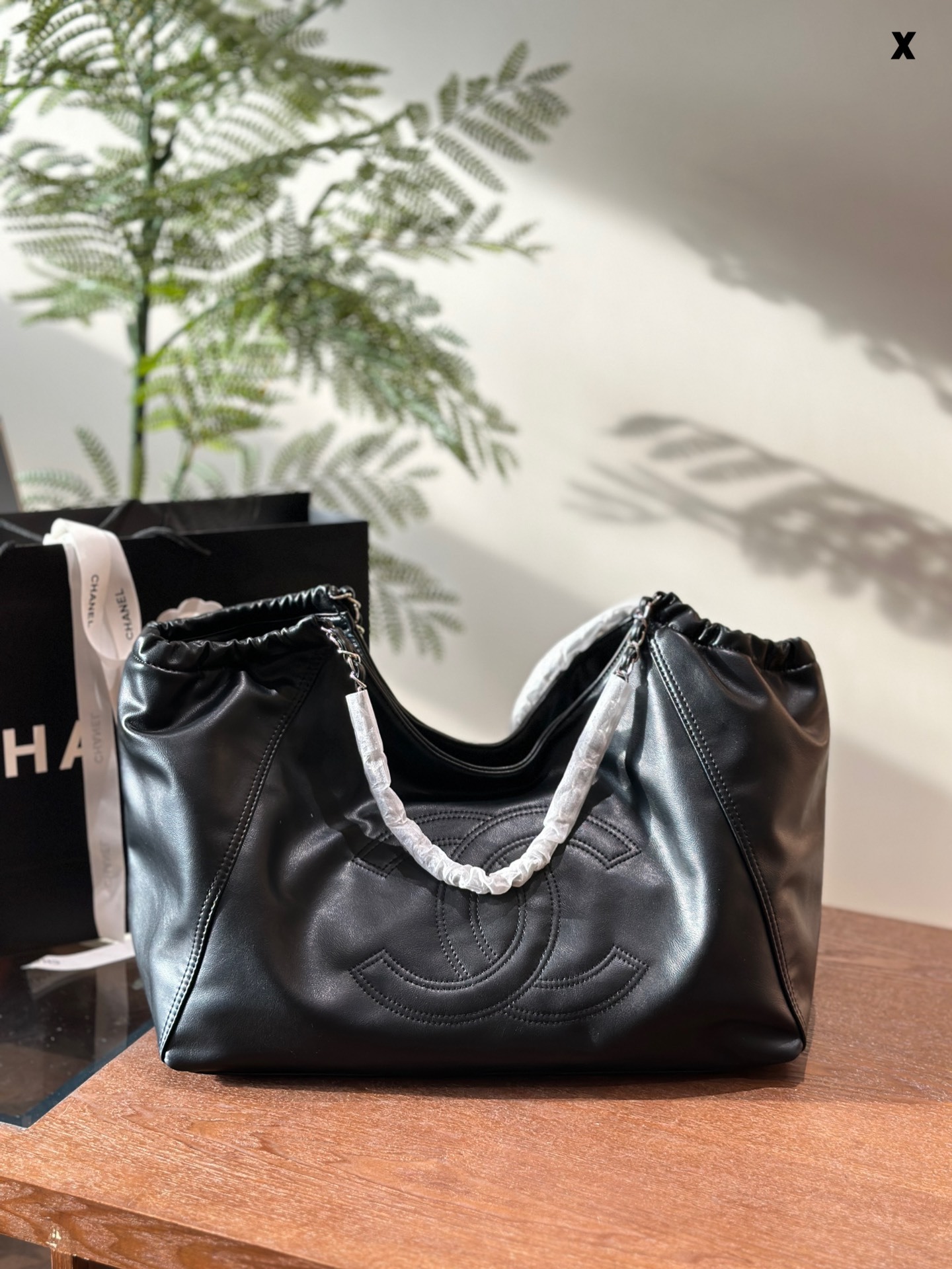 CC new arrival tote bag size: 43*30cm