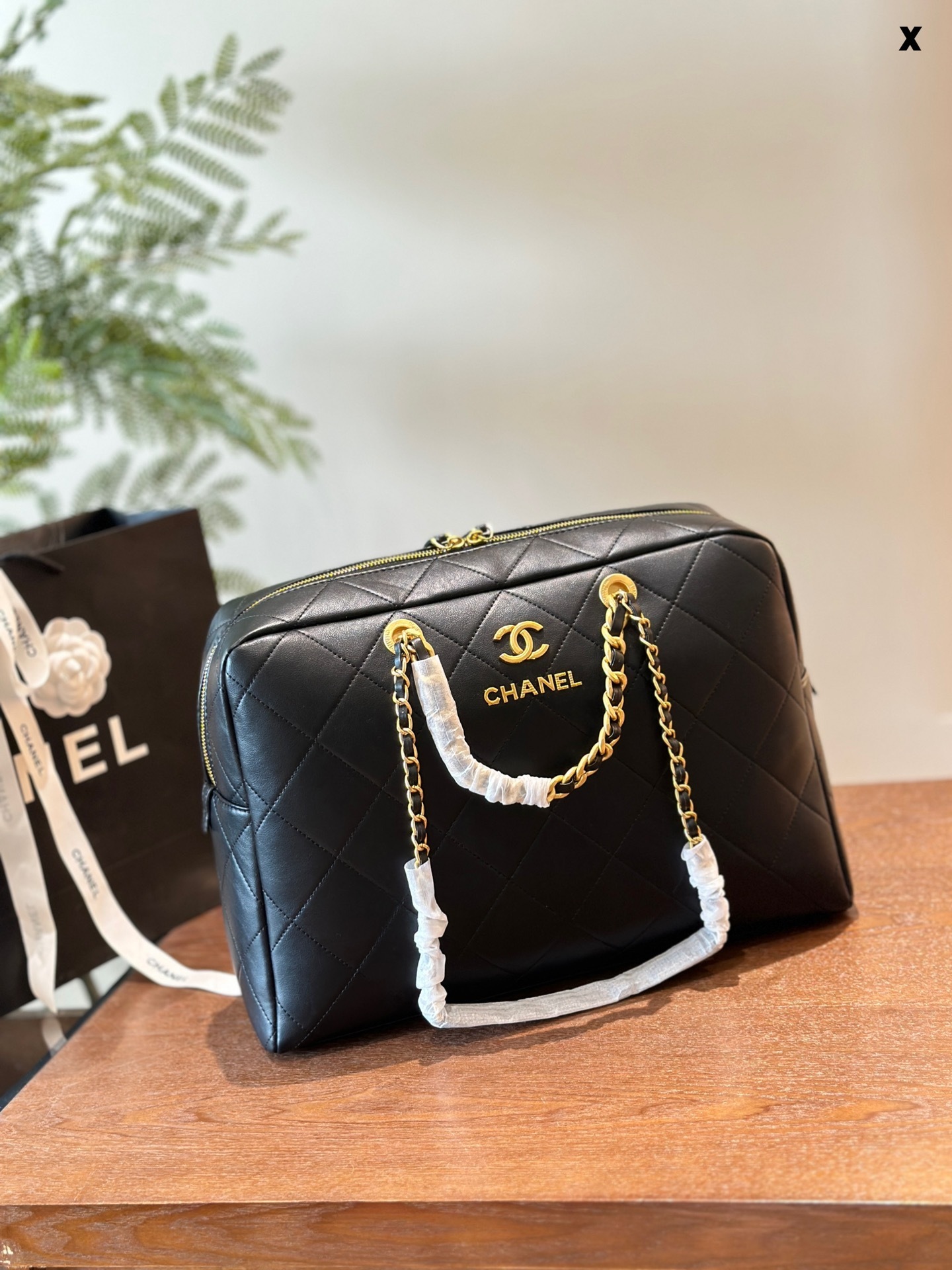 Louis new arrival 24s tote bag size: 38cm