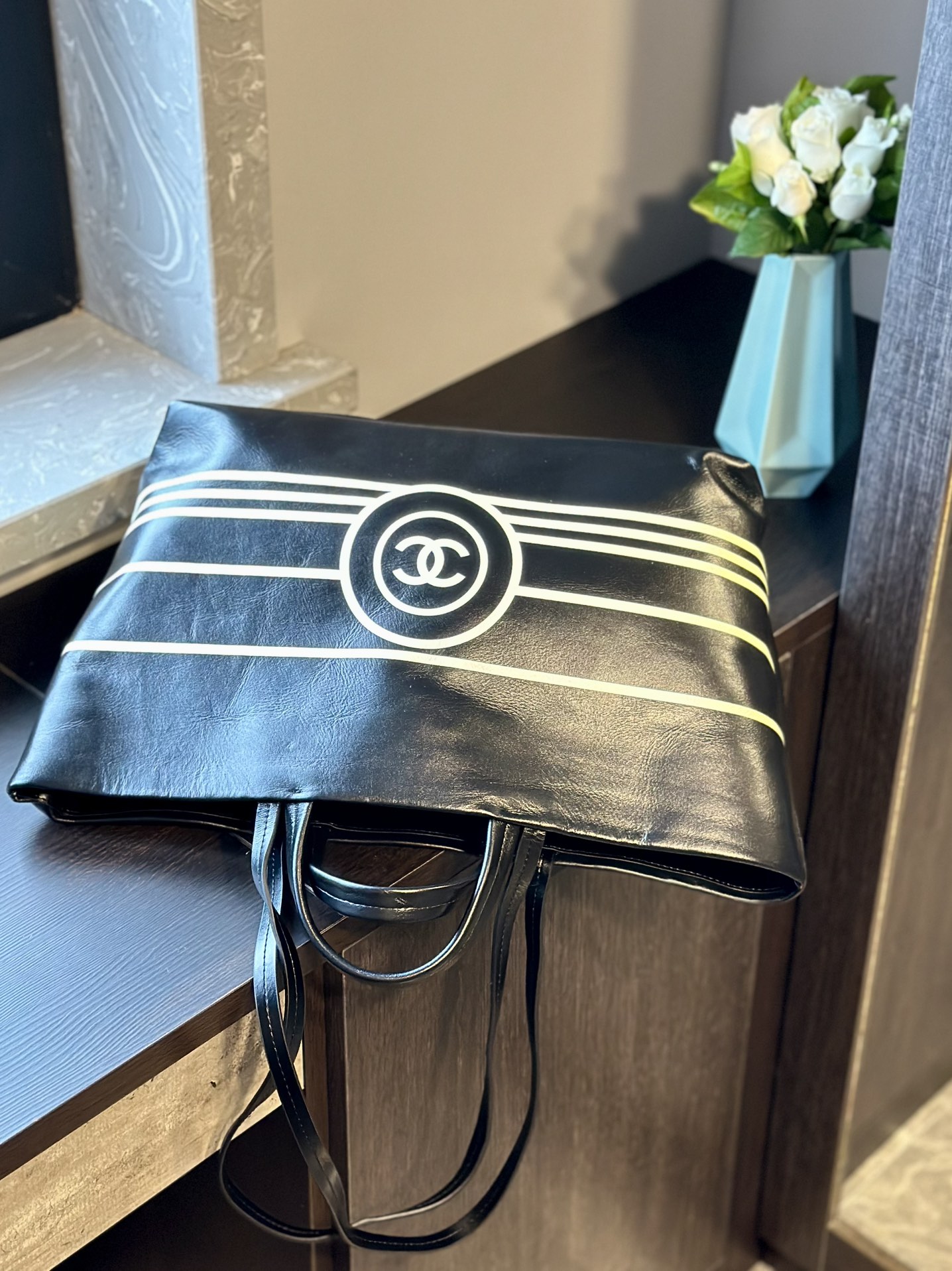 cc new arrival tote bag size: 38 * 27.5  cm