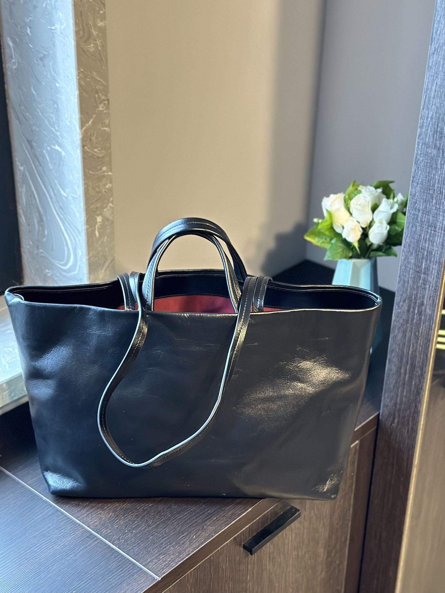 cc new arrival tote bag size: 38 * 27.5  cm