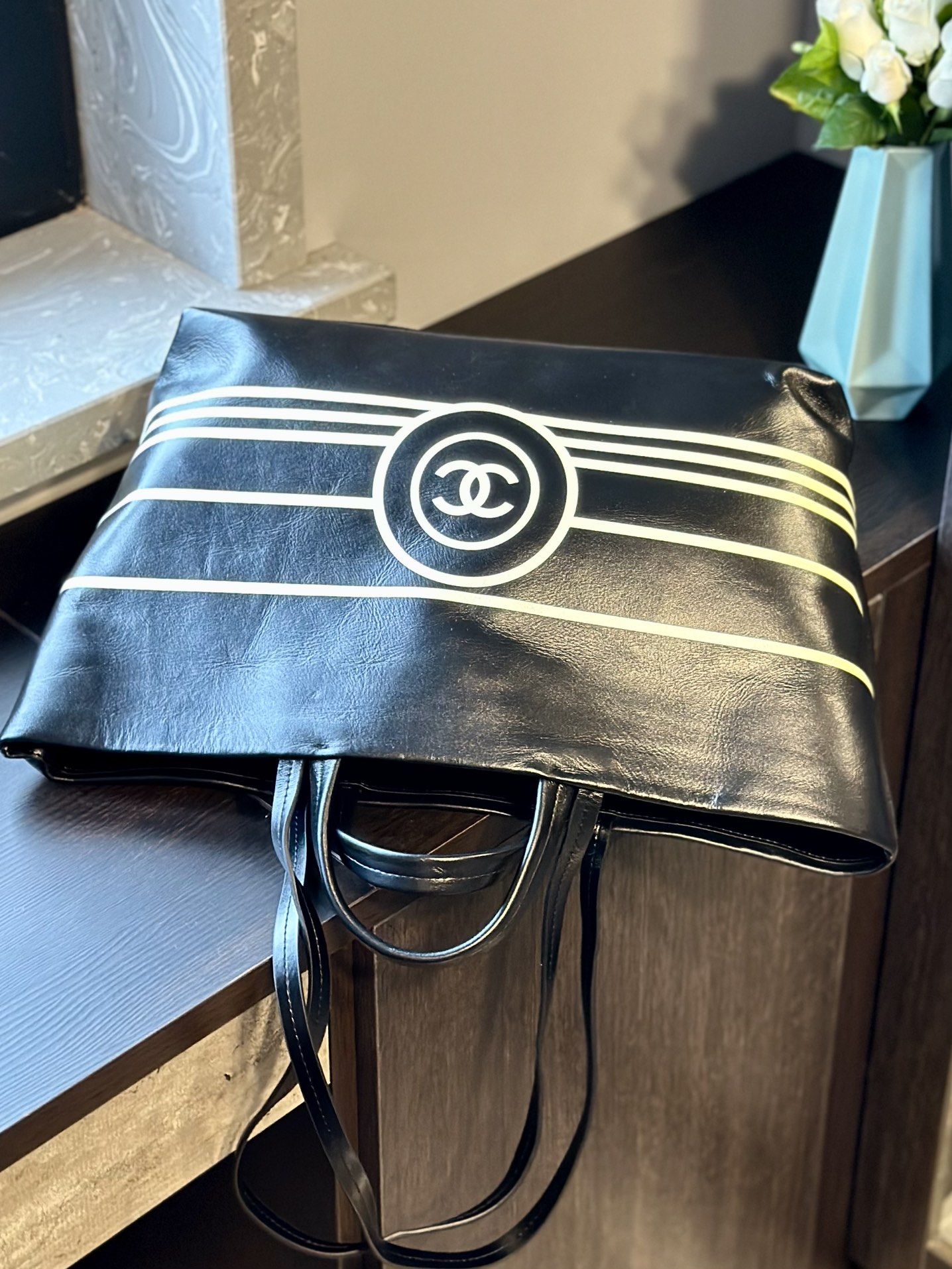 cc new arrival tote bag size: 38 * 27.5  cm