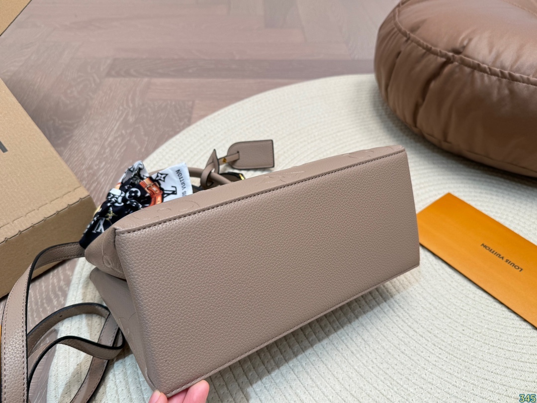 Louis new arrival Montaigne bag size: 28 * 20 cm