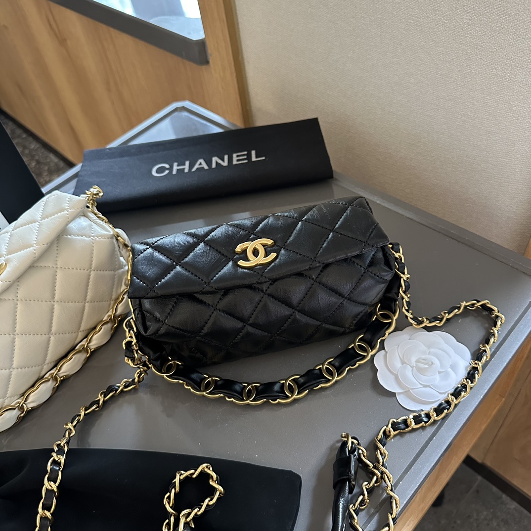 cc-ss24-hobo-bag-size-18-cm-1022