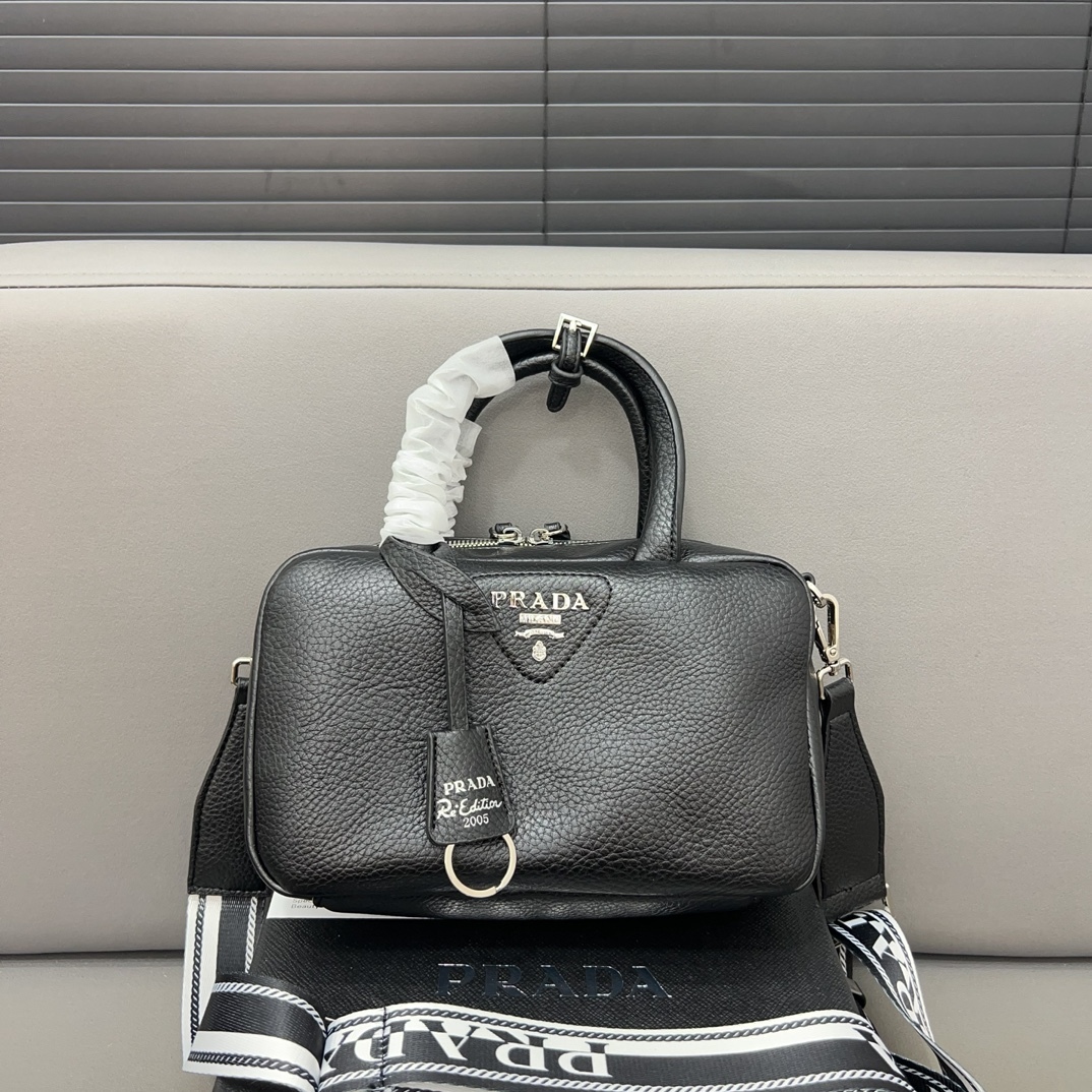 pra-new-arrival-bag-size-23-x-14-cm-2241