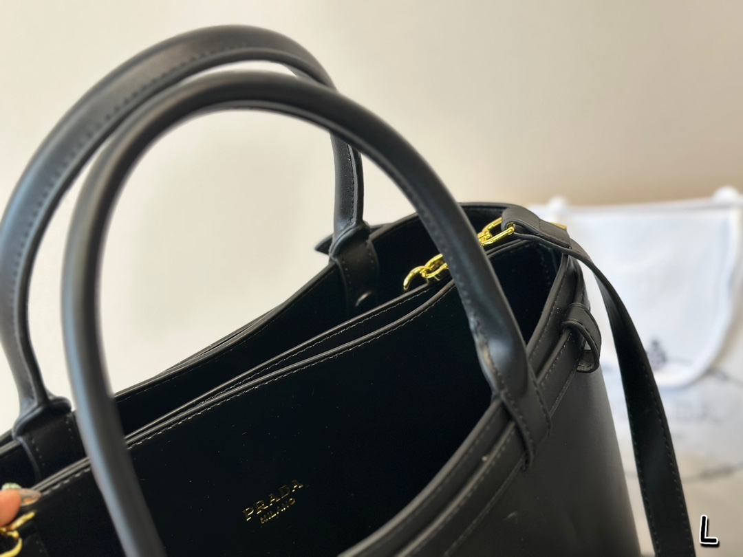 pra-new-arrival-soft-grain-bag-5630