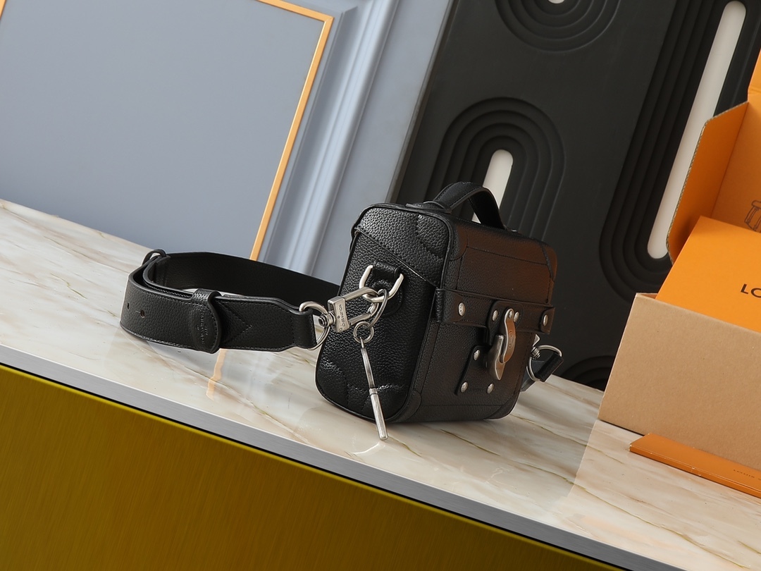 louis-new-arrival-soul-trunk-bag-size-19-15-7-cm-3177