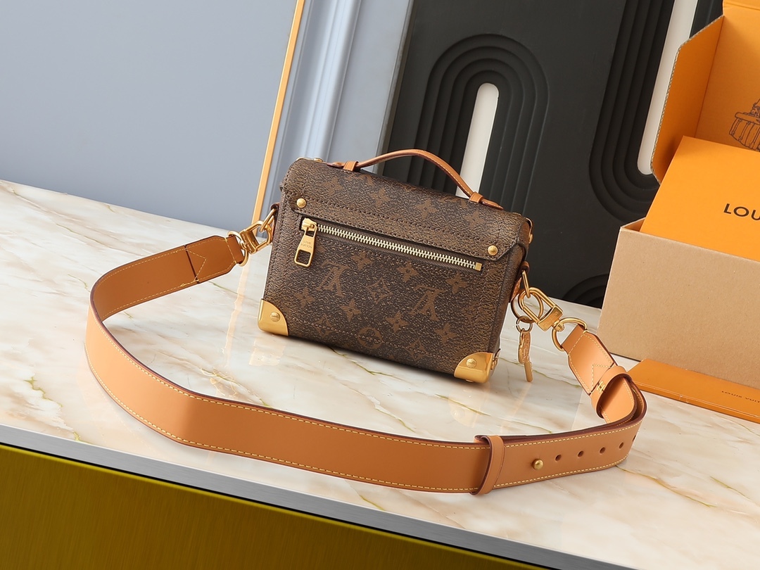 louis-new-arrival-soul-trunk-bag-size-19-15-7-cm-3177