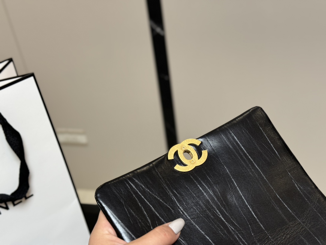 Cc new arrival bag size: 20*15 cm