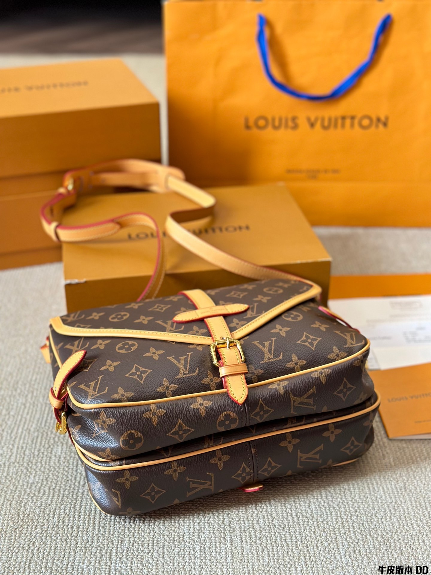 louis-new-arrival-saumur-bb-bag-size-27-22cm-3615