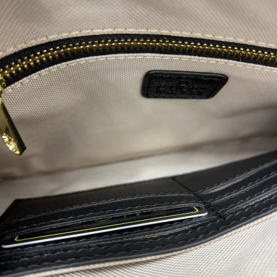 GG new arrival hand bag size: 17 * 27 cm