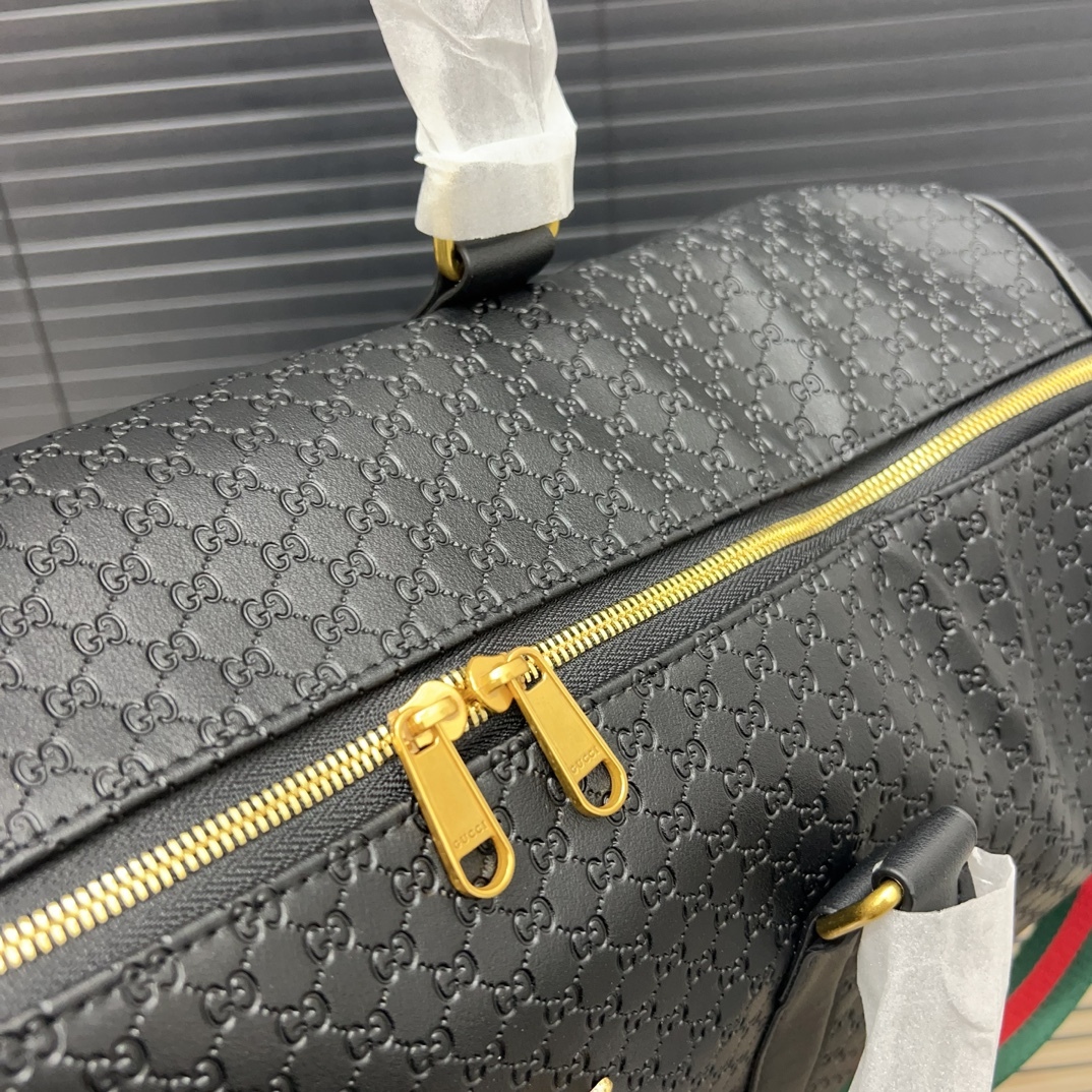 GG new arrival travel bag size: 50*28 cm