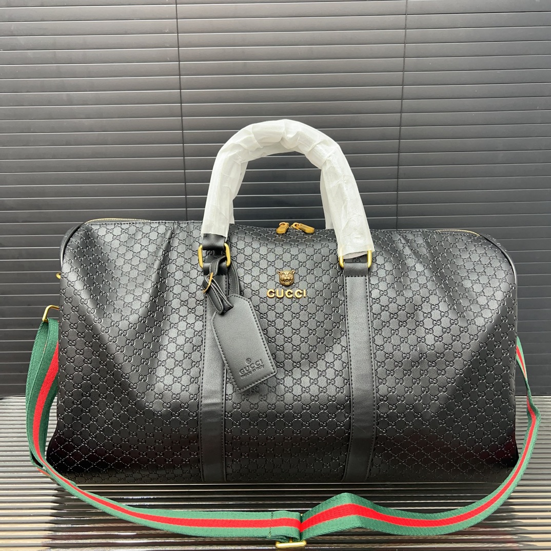 GG new arrival travel bag size: 50*28 cm