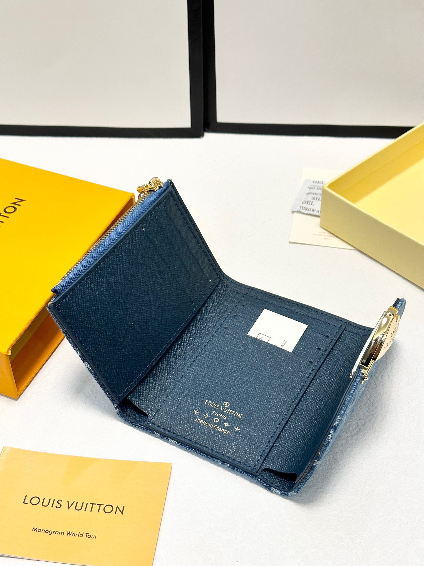 Louis new arrival denim wallet size: 12*9.5 cm