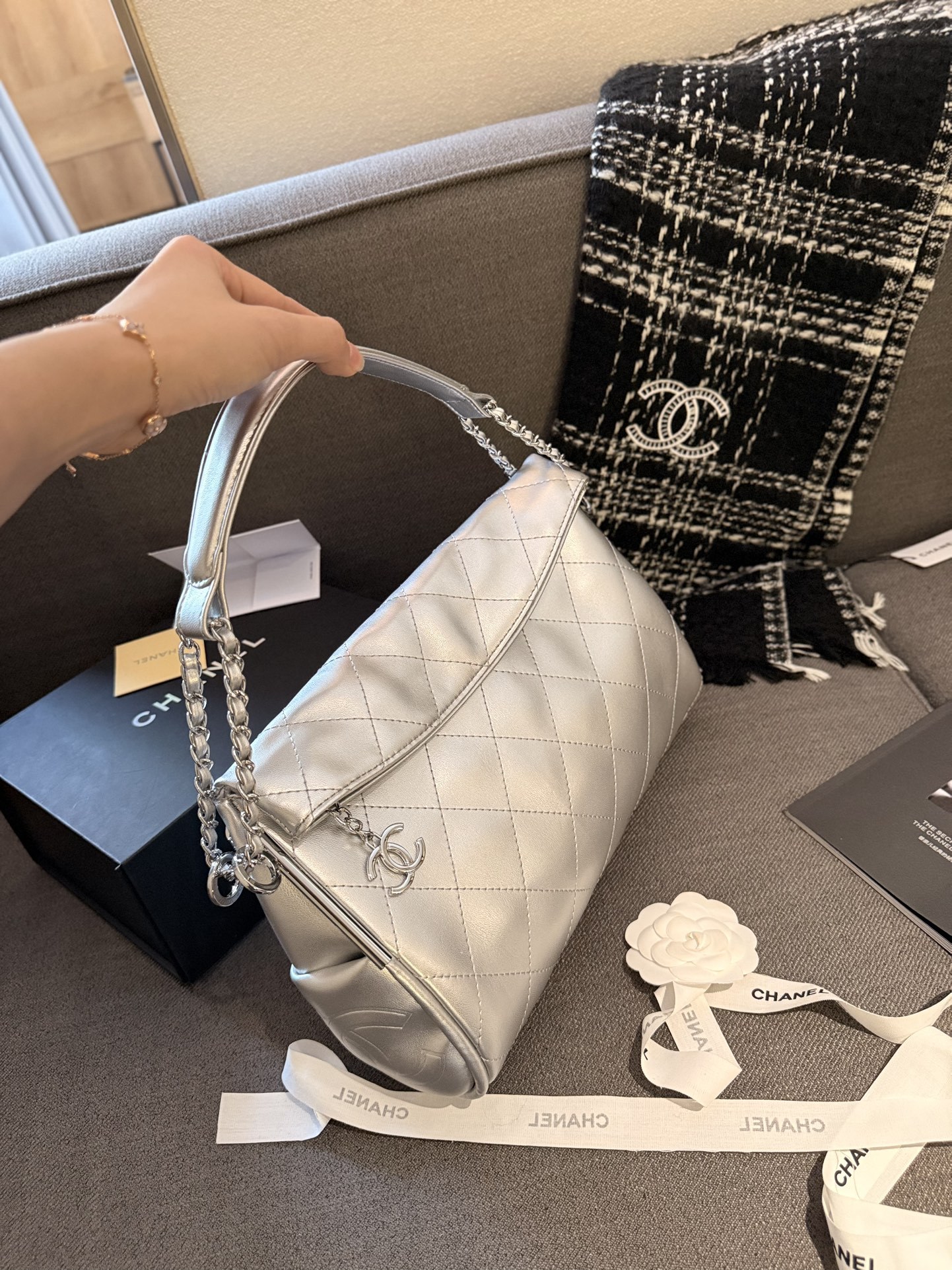 cc-new-arrival-hobo-bag-size-30-cm-1633