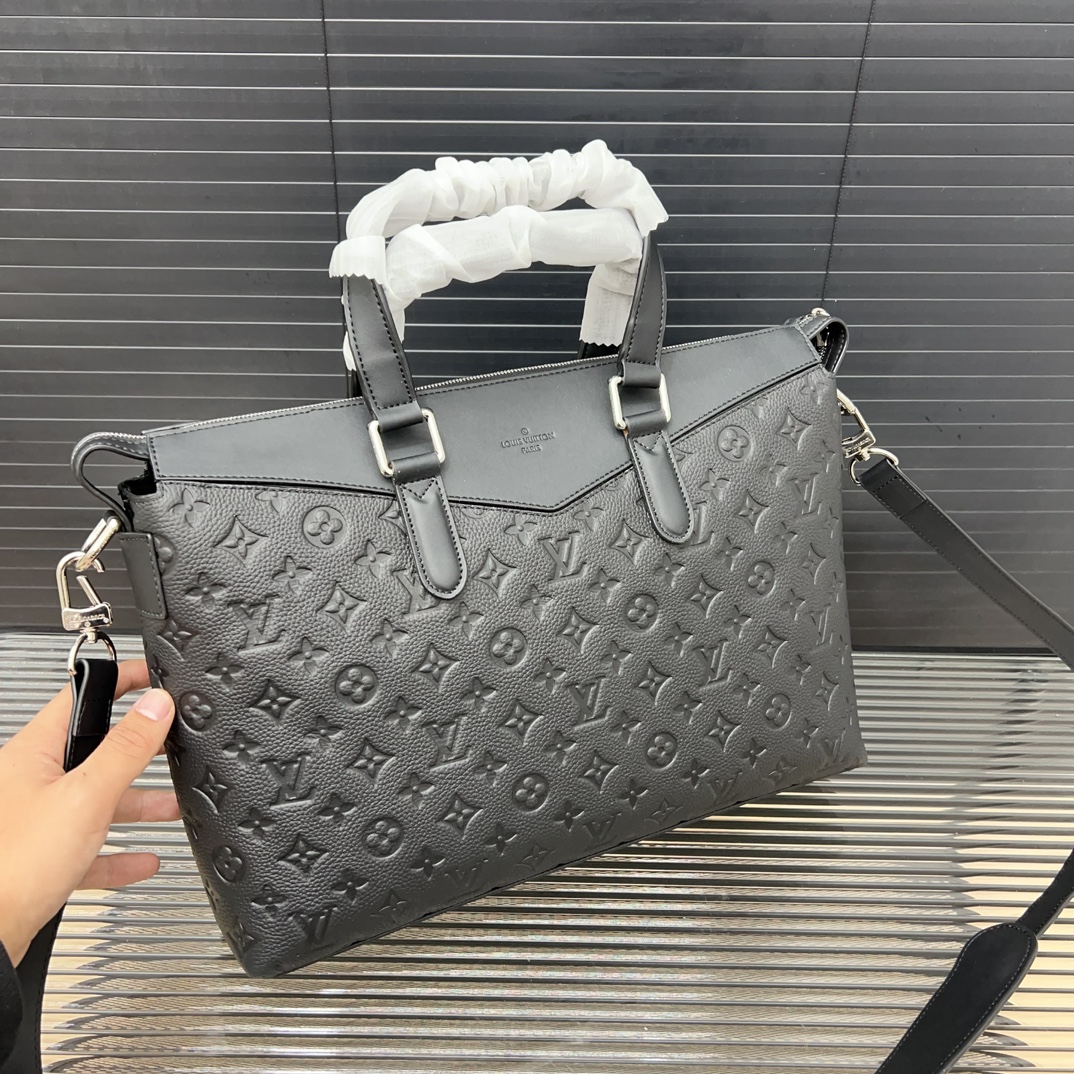 Louis new arrival briefcase laptop bag size: 29*39 cm