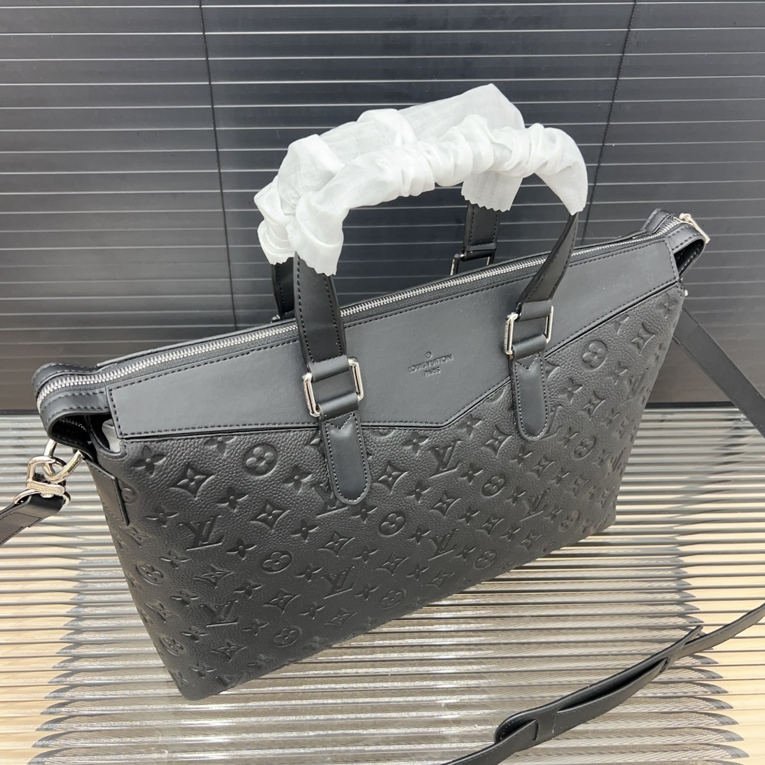 Louis new arrival briefcase laptop bag size: 29*39 cm