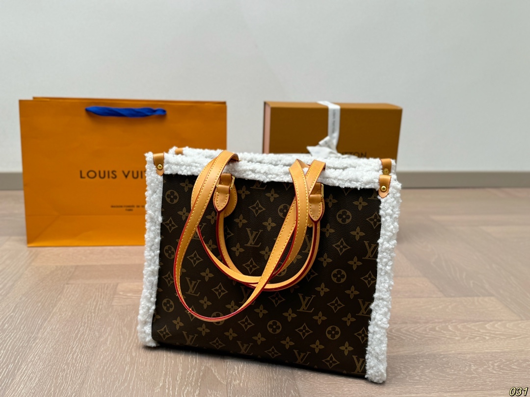 Louis new arrival onthego bag size: 33 * 26cm
