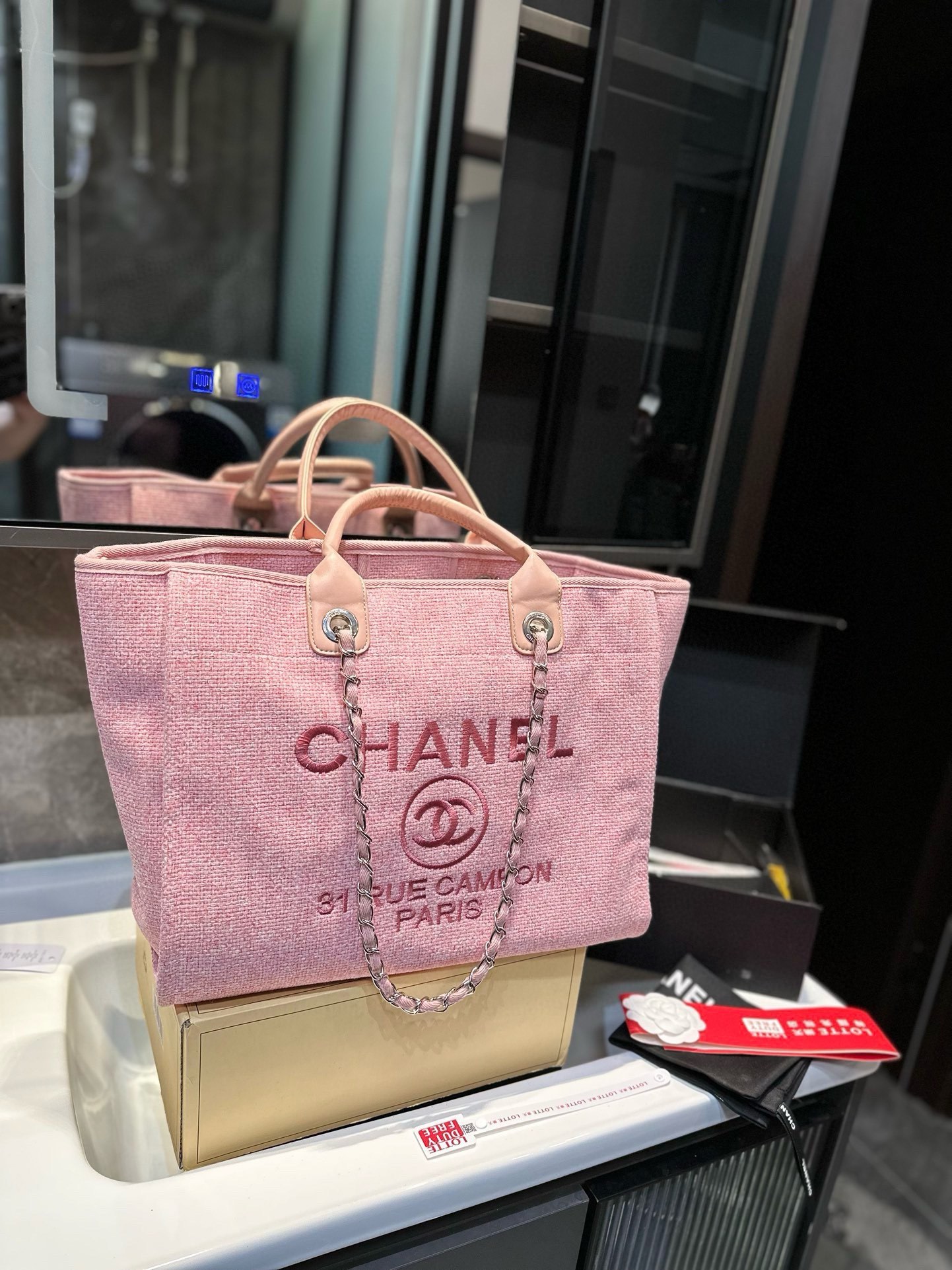 cc-new-arrival-tote-bag-size-38-30-cm-8842