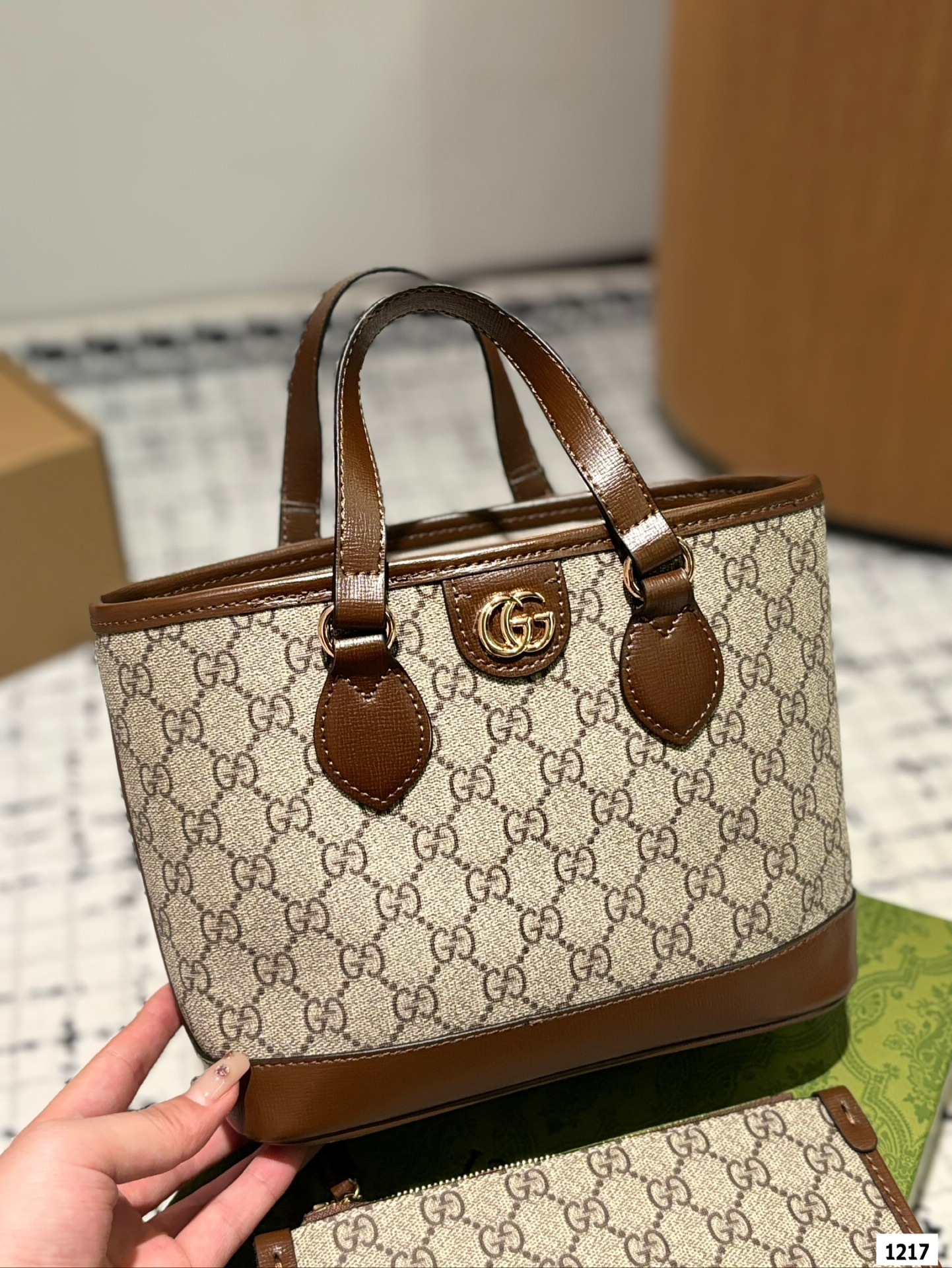 gg-new-arrival-tote-bag-size-23-18-cm-4313