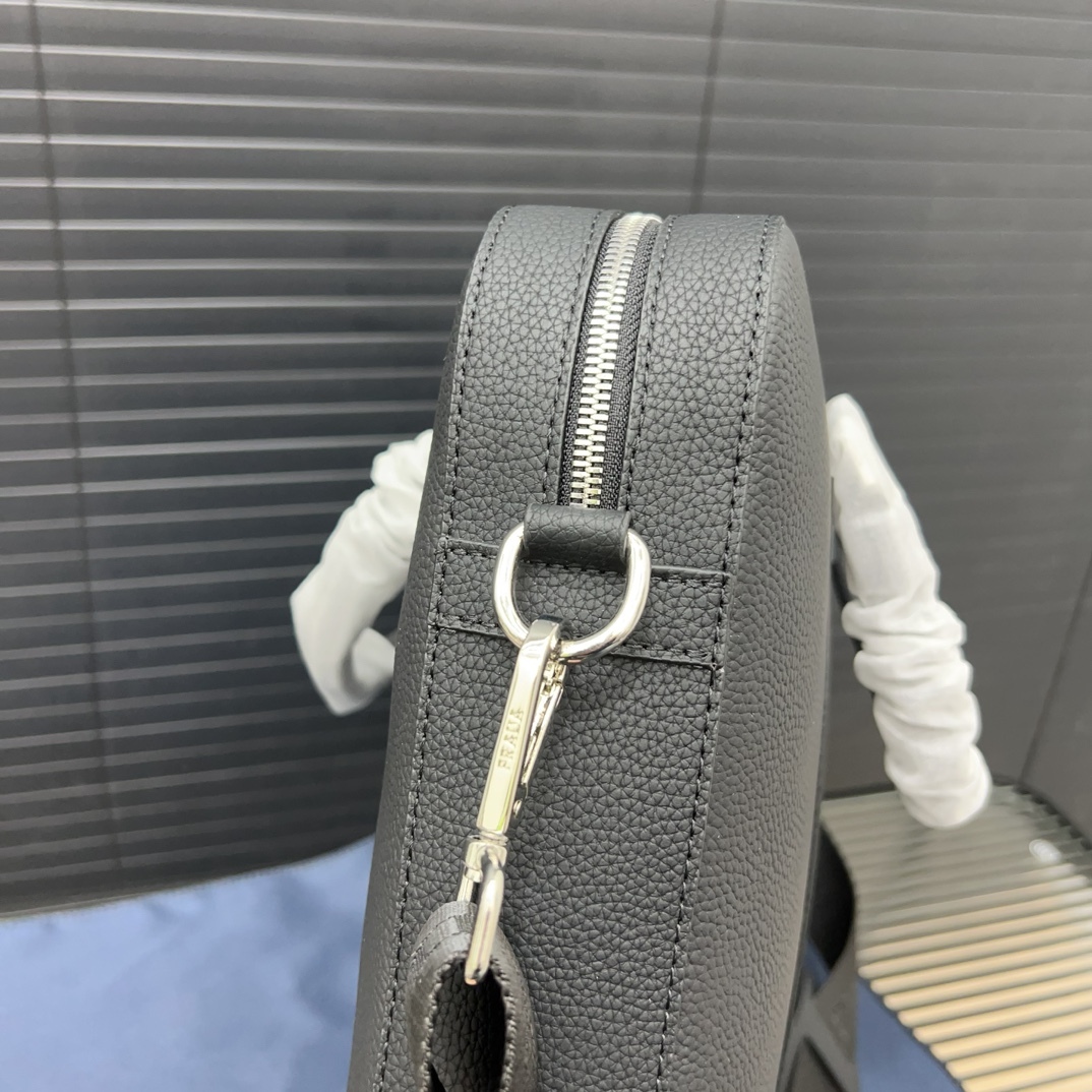 Pra new arrival briefcase laptop bag size: 38*28 cm