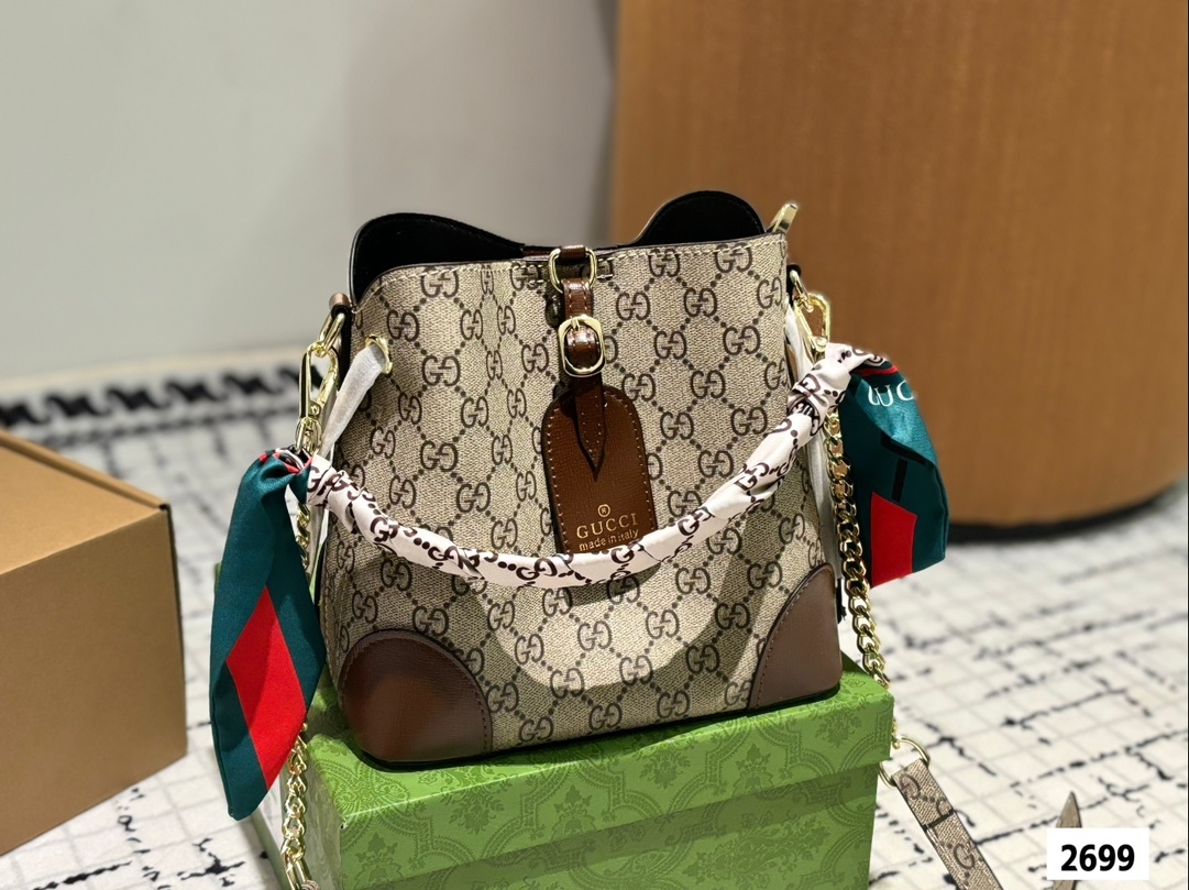 gg-emblem-new-arrival-tote-bag-size-21-20-cm-113