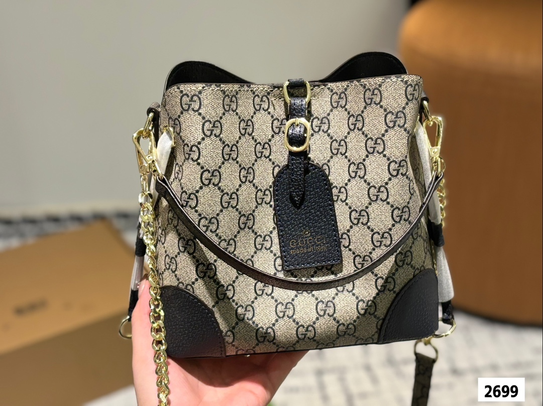 gg-emblem-new-arrival-tote-bag-size-21-20-cm-113