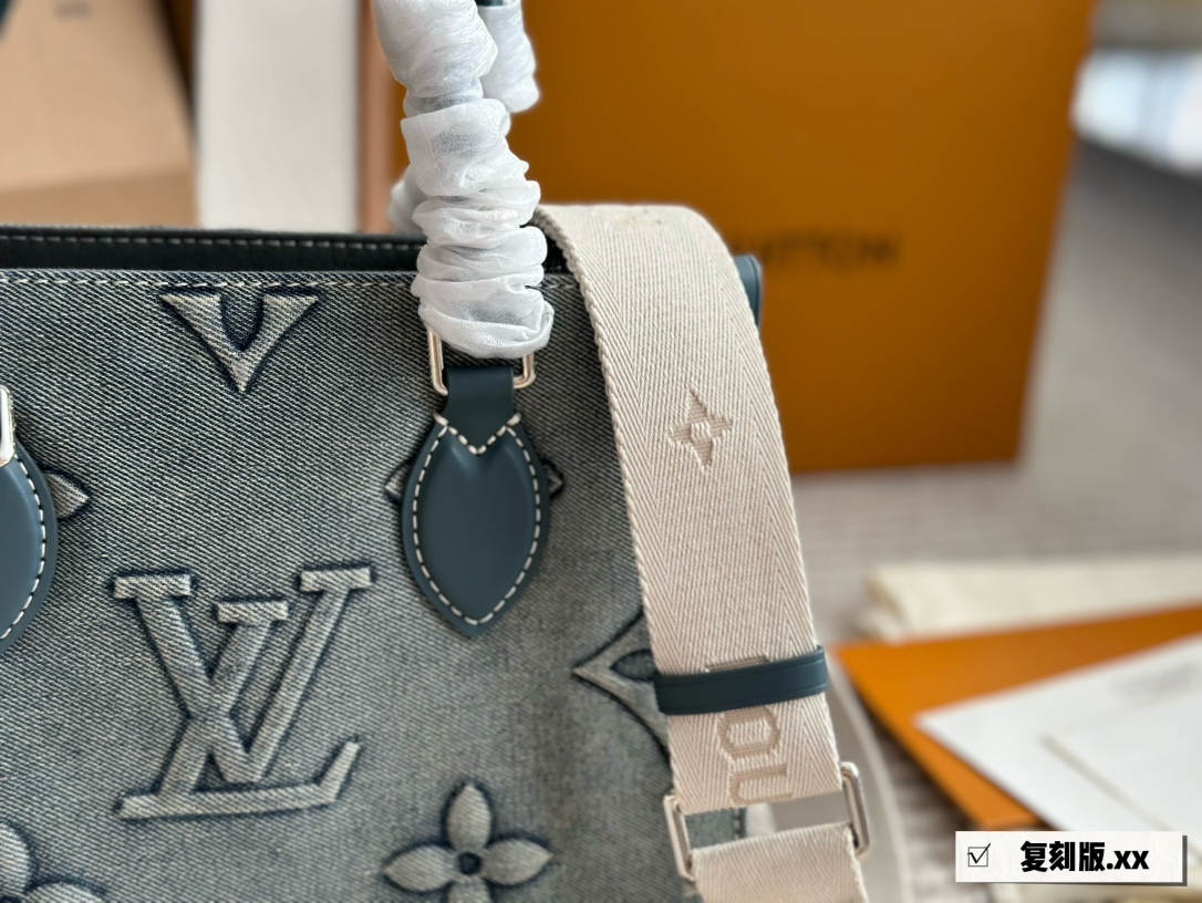 Louis new arrival onthego tote bag size:25*19cm