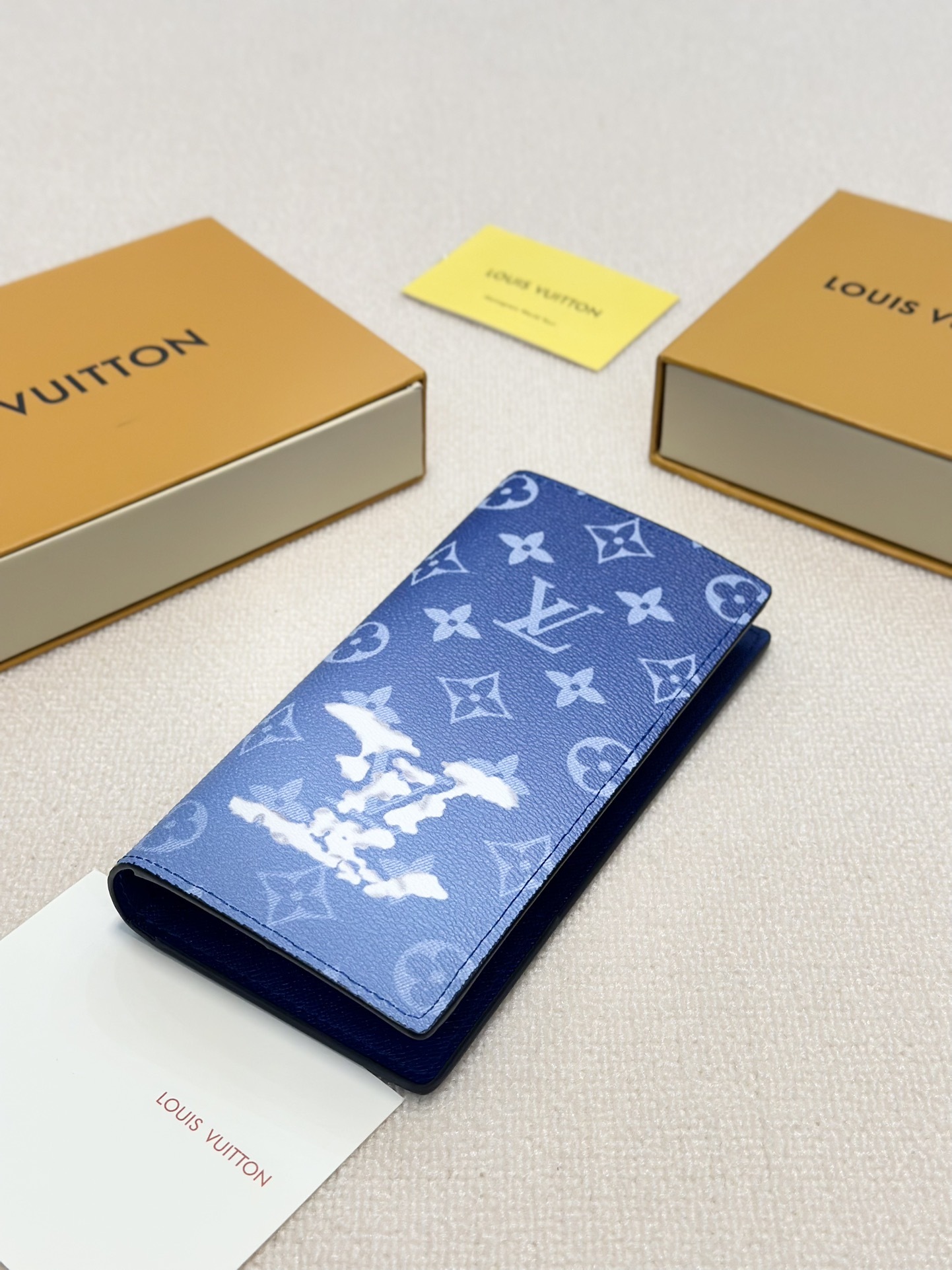 louis-new-arrival-wallet-top-qualty-676