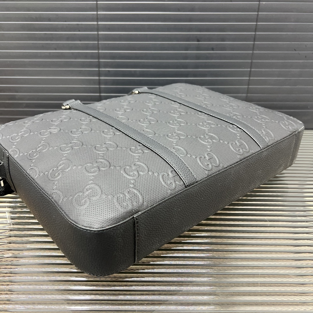 GG new arrival briefcase laptop bag 003 size: 38*28 cm