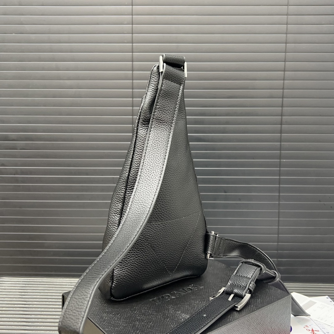 Pra new arrvial Cross men bag size: 17*32 cm