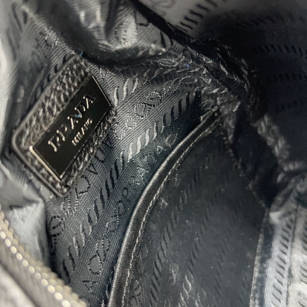 Pra new arrvial Cross men bag size: 17*32 cm