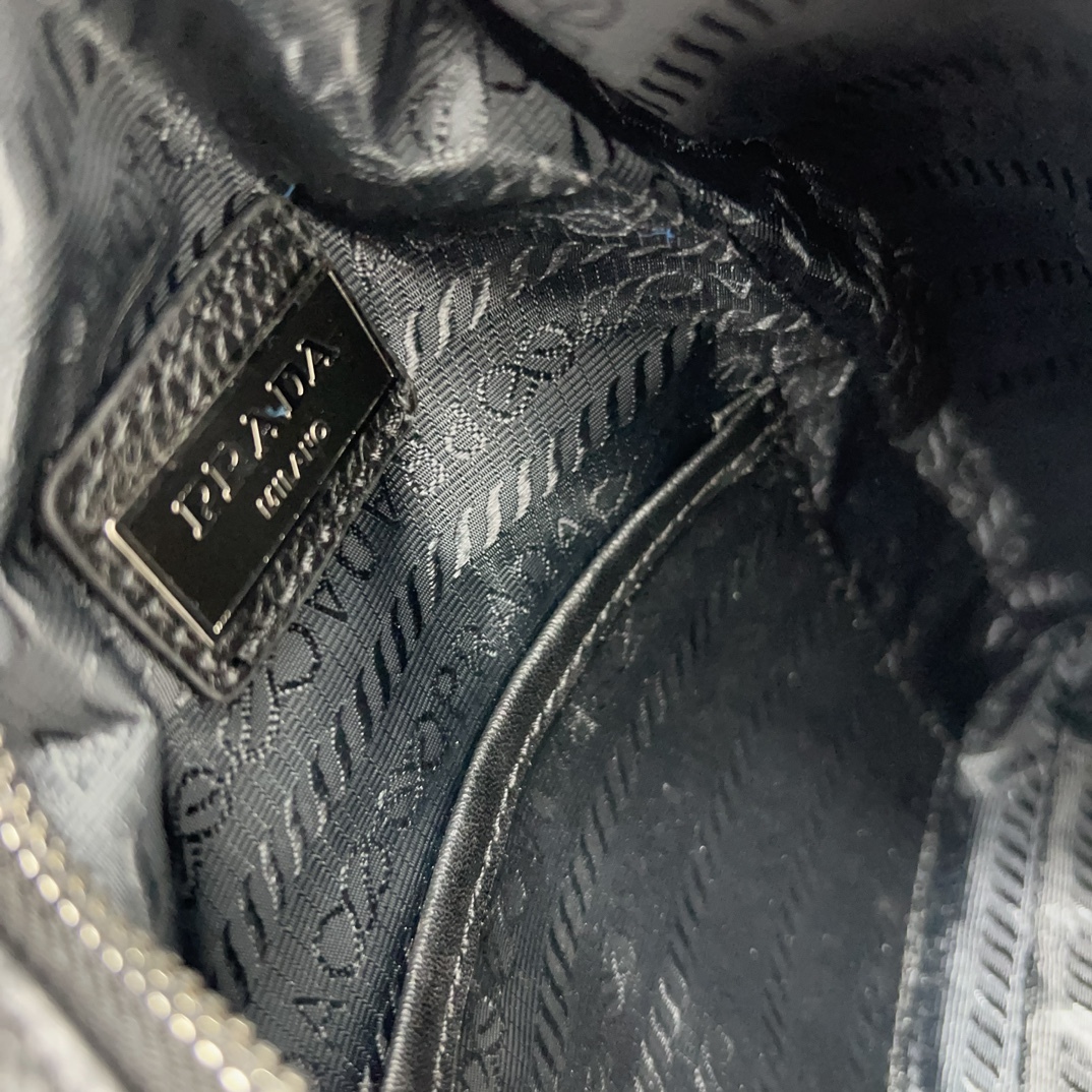 Pra new arrvial Cross men bag size: 17*32 cm