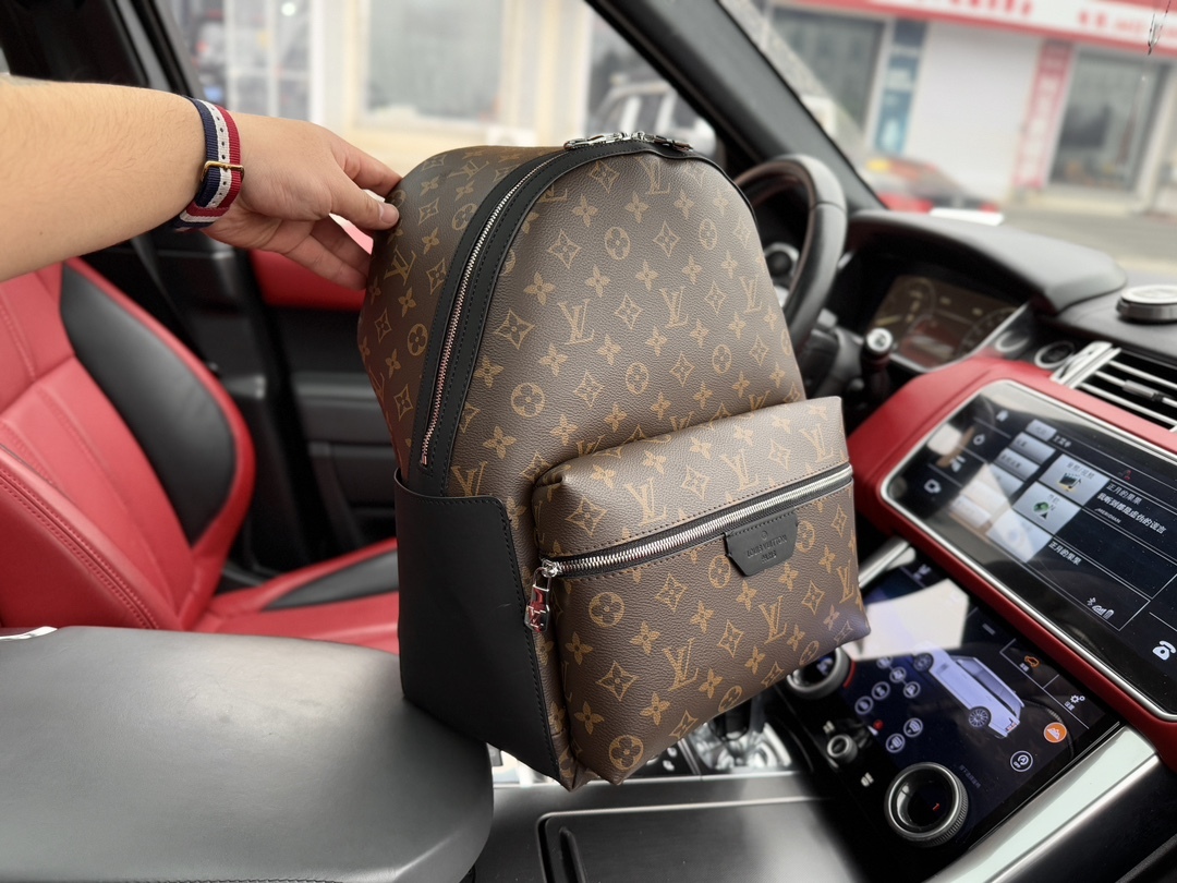 louis-new-arrival-discovery-men-backpack-bag-size-31-41-17-cm-9757