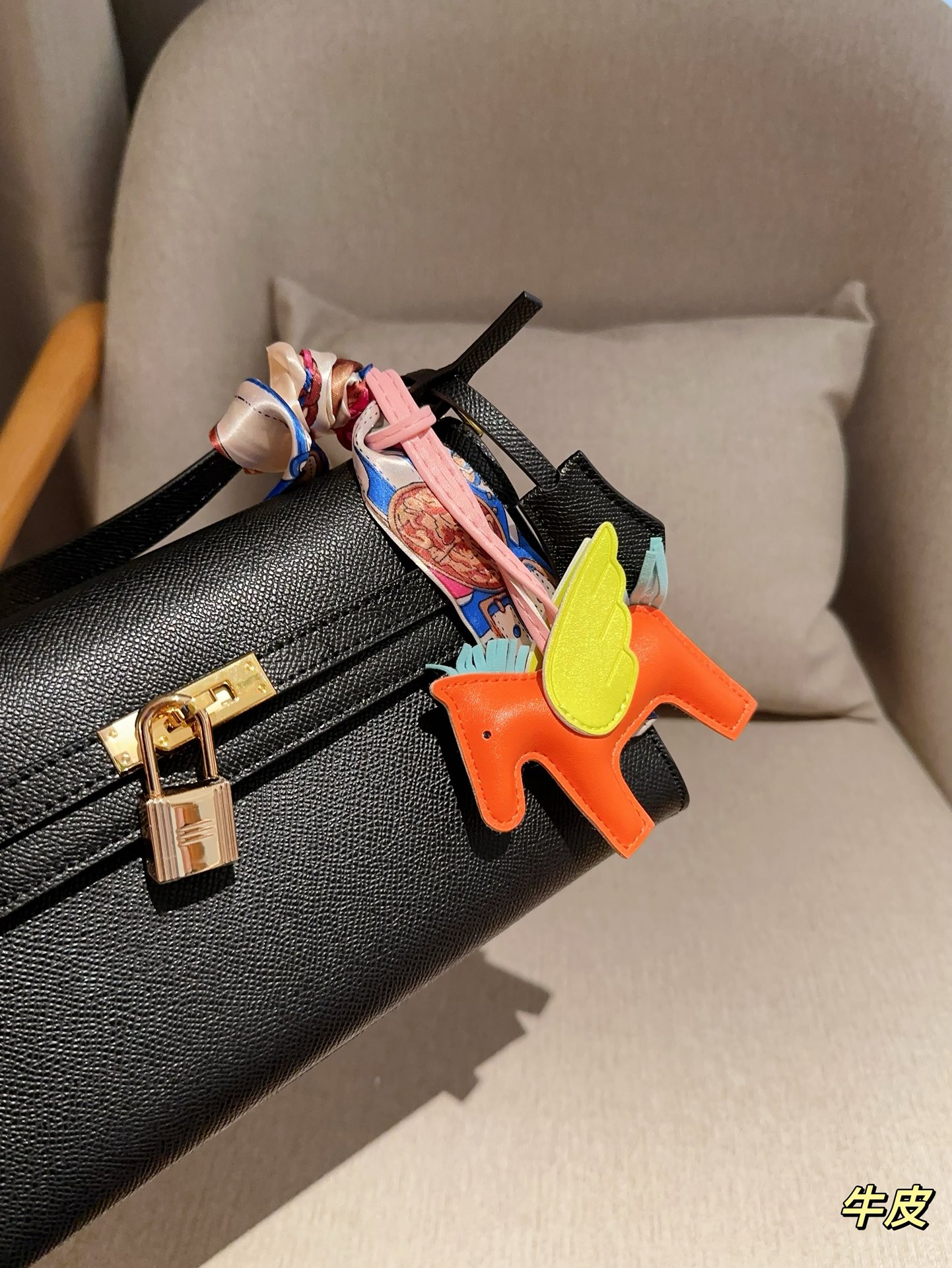 her-kelly-elan-hobo-bag-size-25-15-7-cm-7228