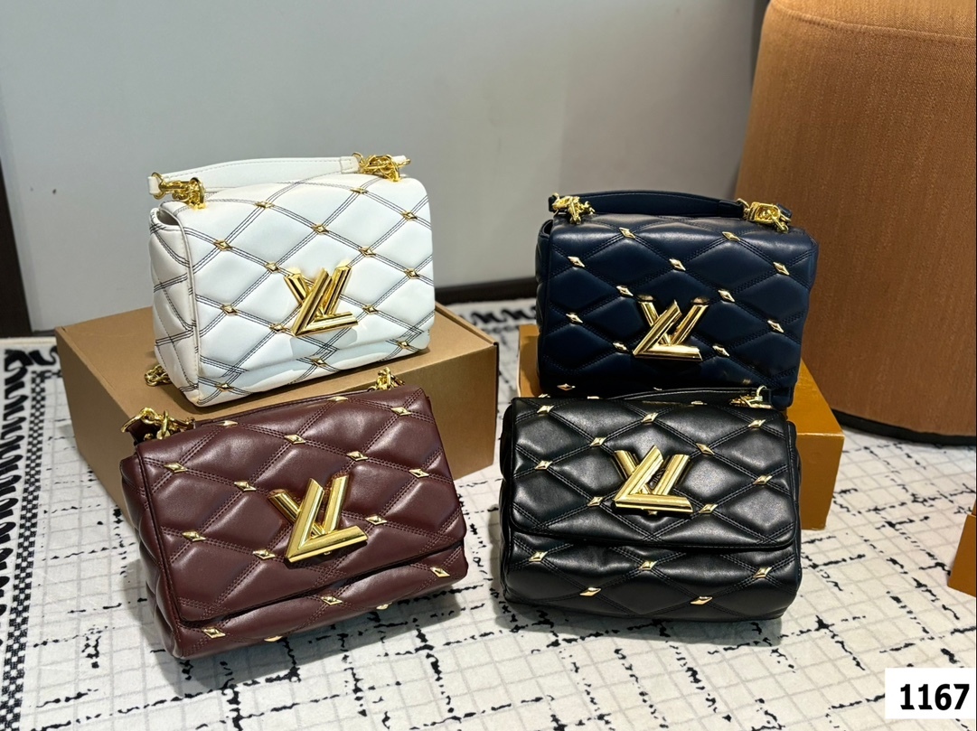 louis-new-arrival-bag-002-size-22-13-cm-8269