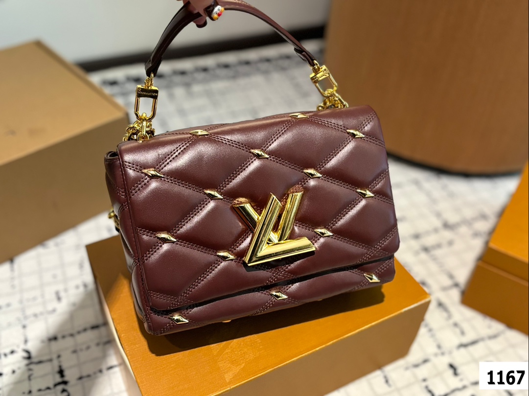 louis-new-arrival-bag-002-size-22-13-cm-8269