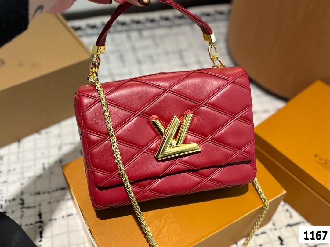 louis-new-arrival-twist-bag-size-22-13-cm-1548