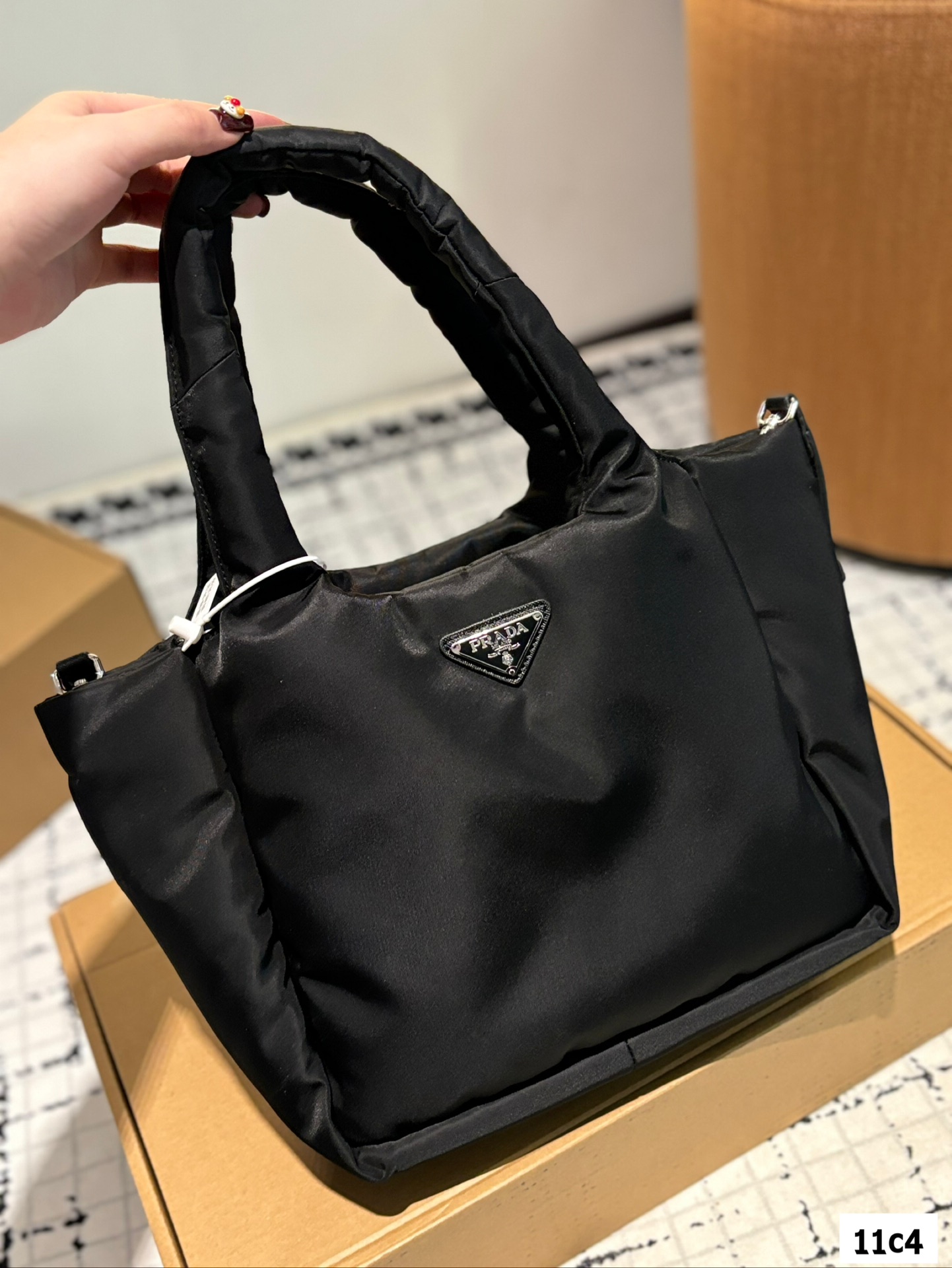 pra-new-arrivla-bucket-tote-bag-size-30-26-cm-4035