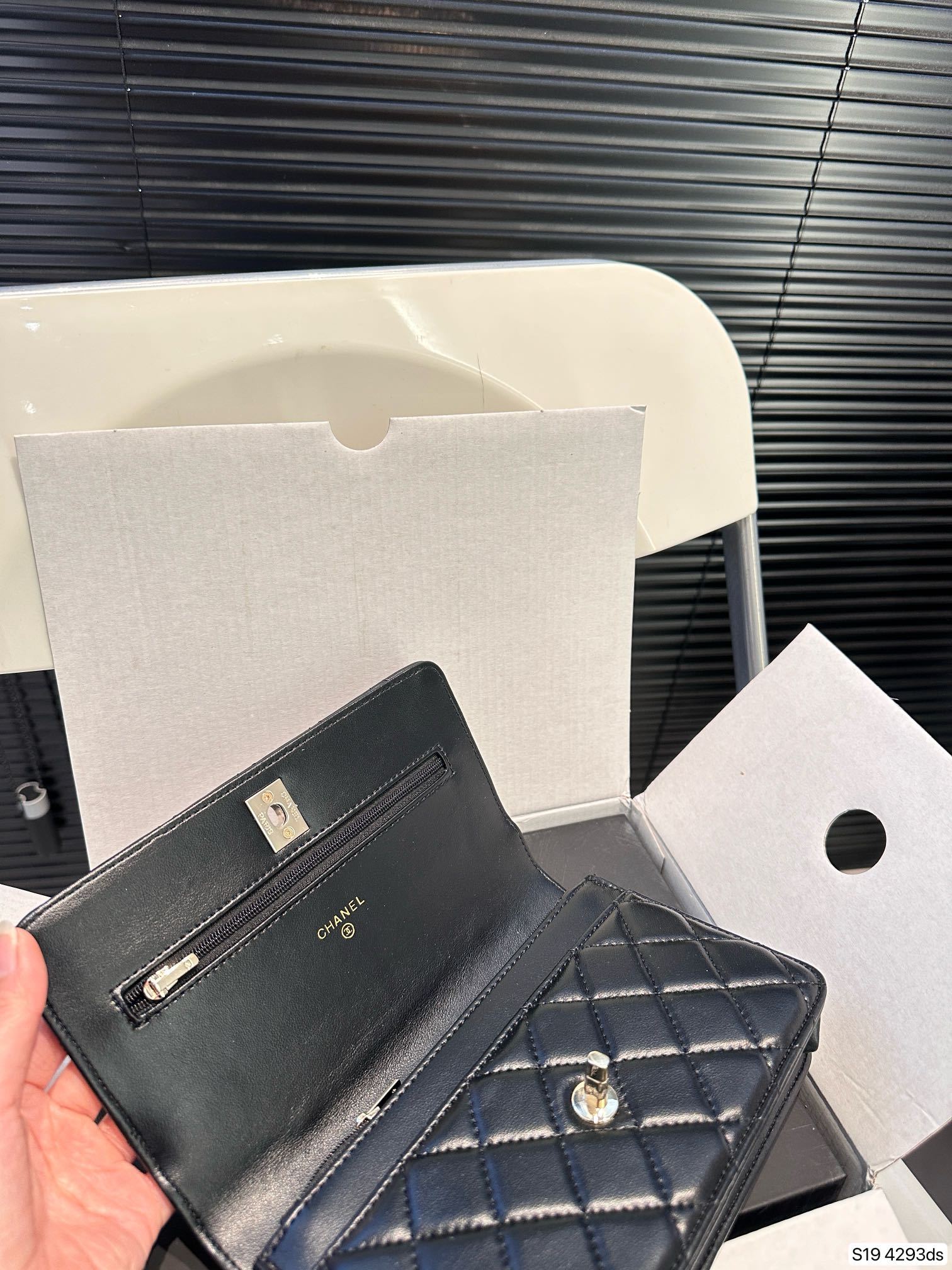 CC new arrival woc handbag size: 19*12.5 cm