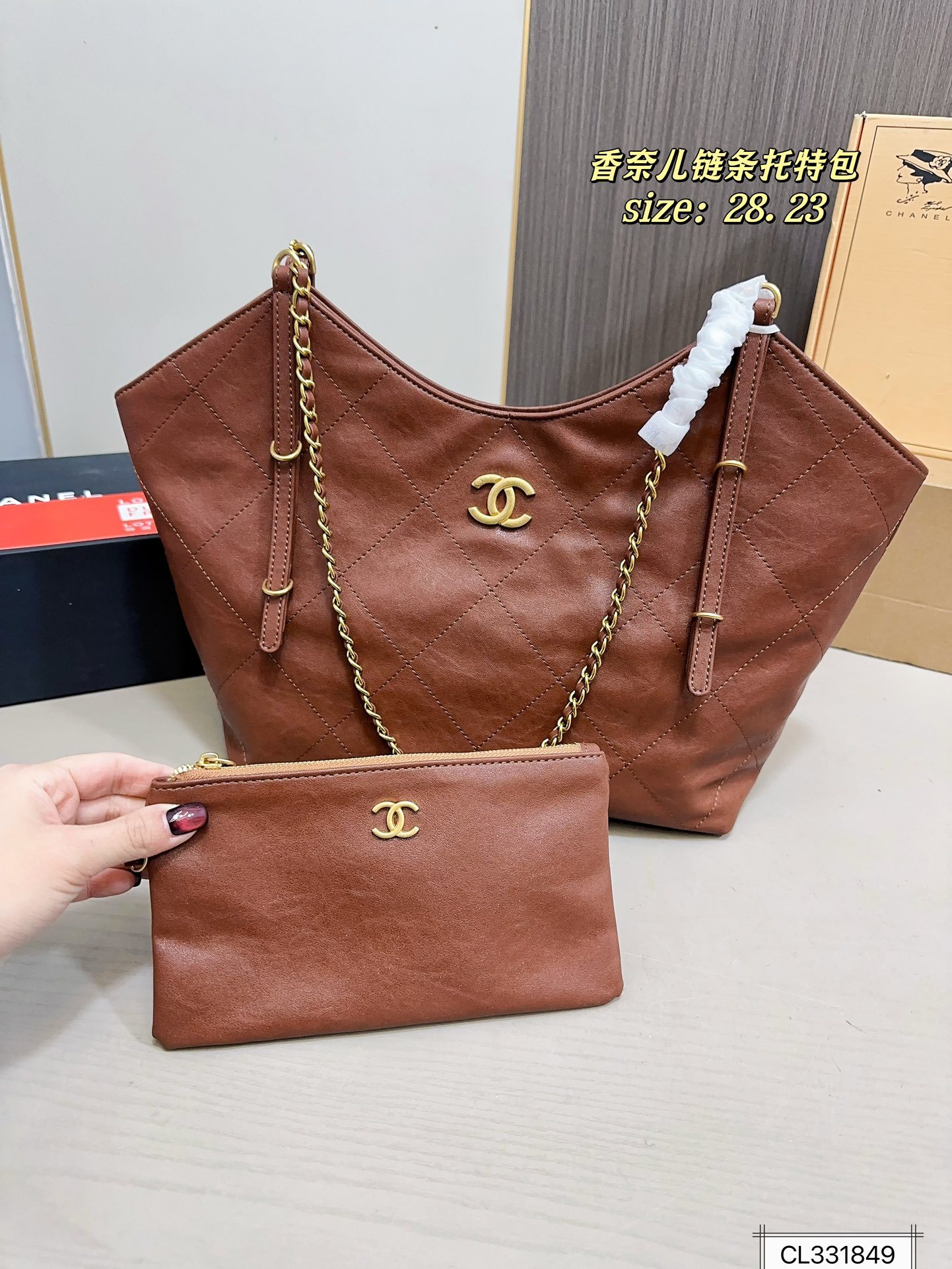 cc-new-arrival-tote-bag-size-28-23-cm-6698