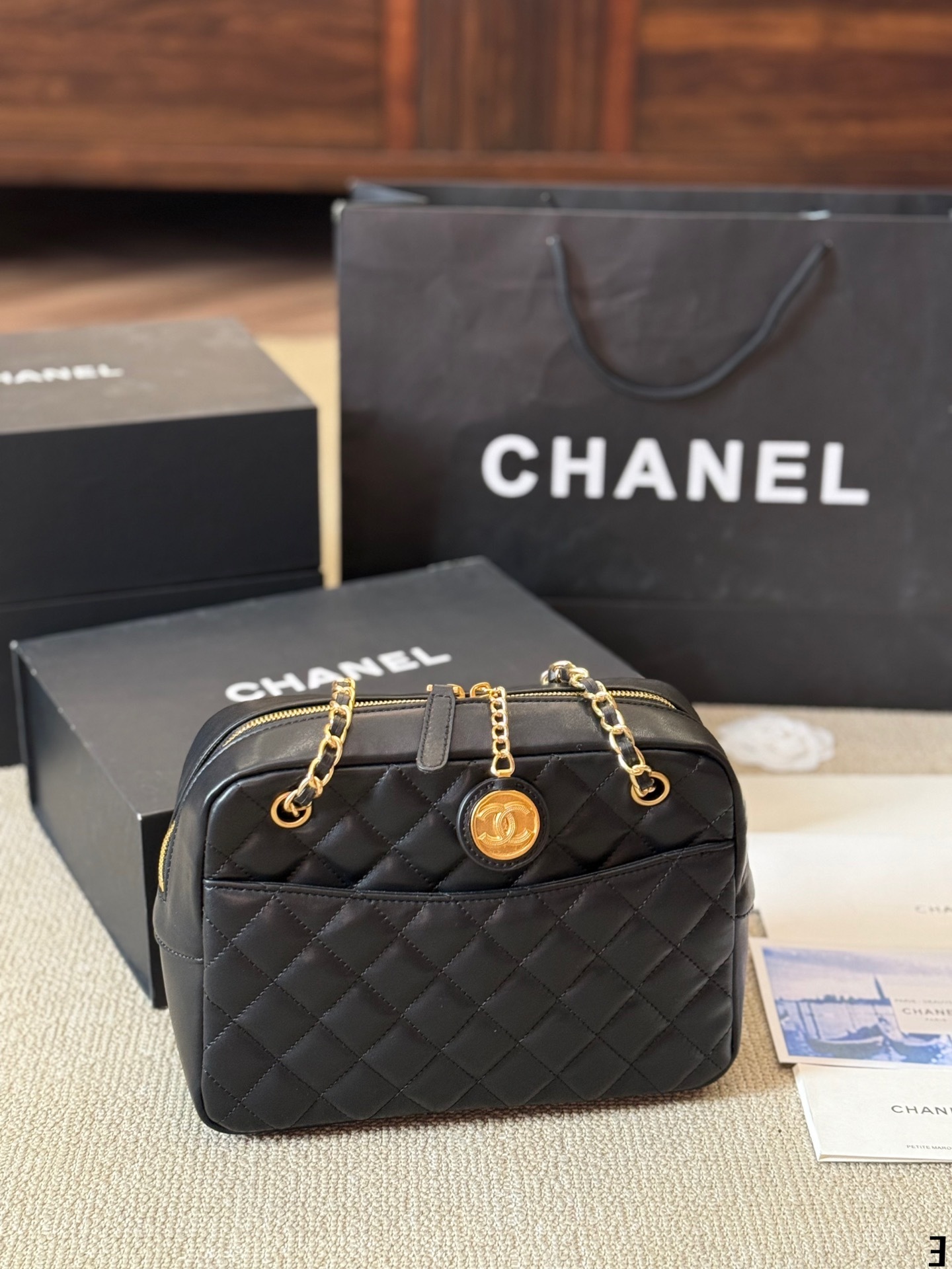 cc-new-arrival-24k-camera-bag-size-25-17-cm-3894