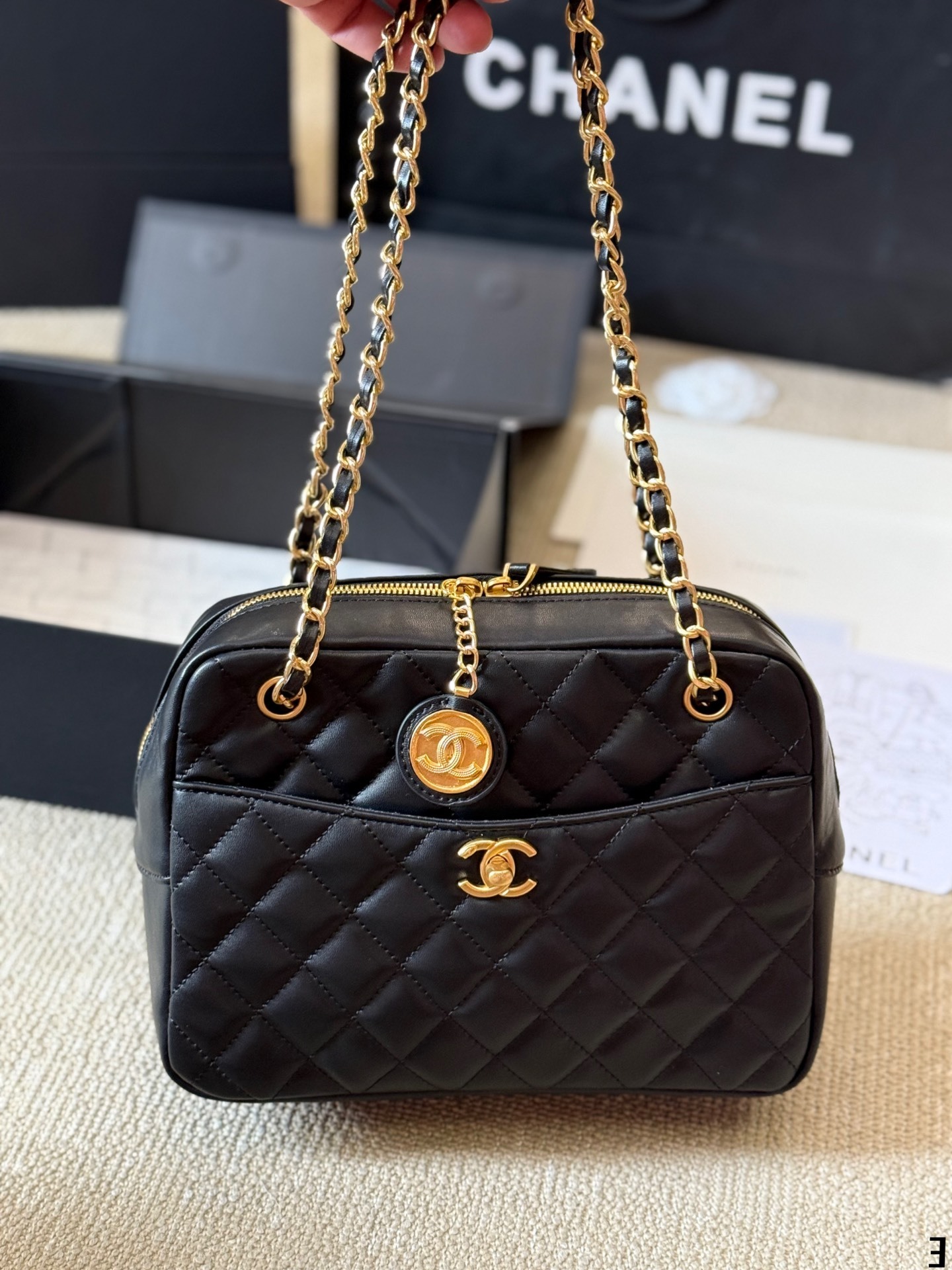 cc-new-arrival-24k-camera-bag-size-25-17-cm-3894