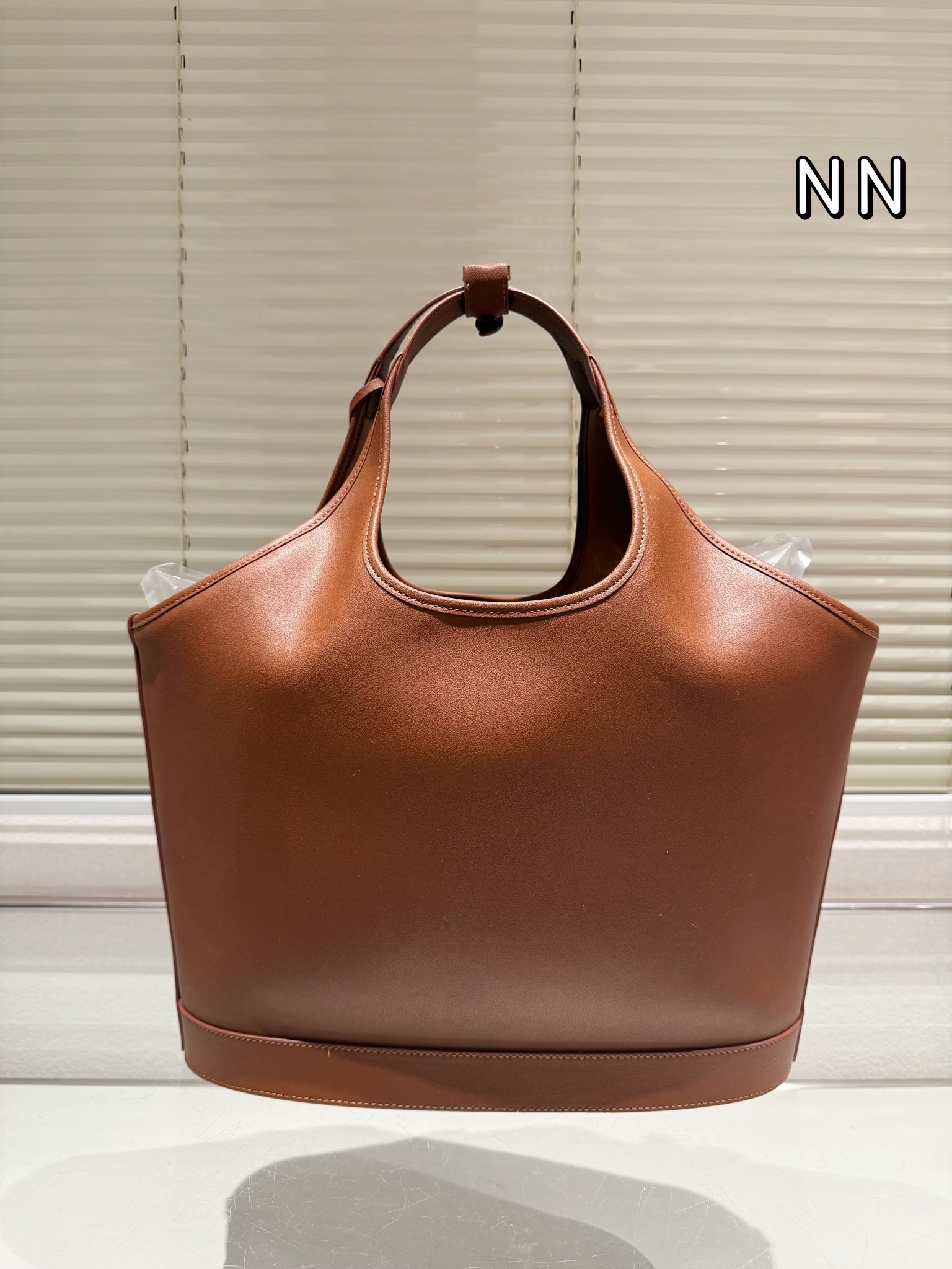 pra-new-arrival-tote-bag-size-28-22-cm-1272